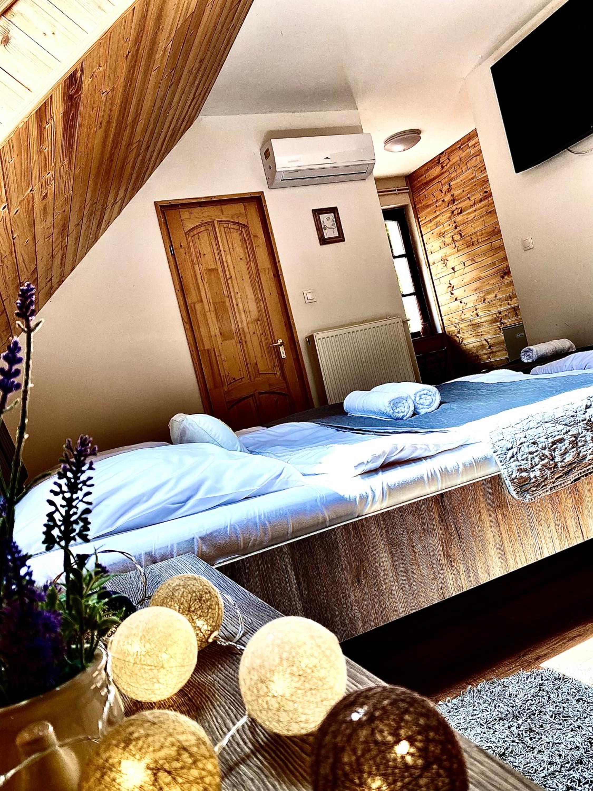 Standard Queen Room - Photo 1