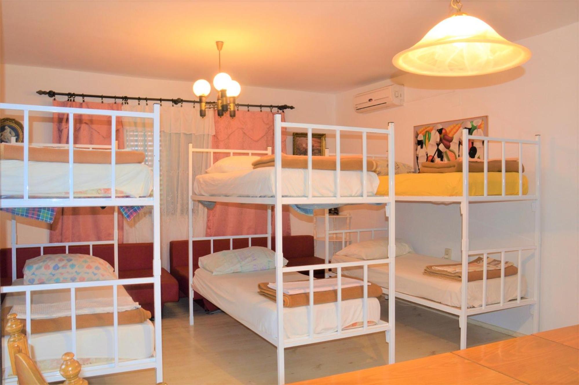 Classic Quadruple Room - Photo 4