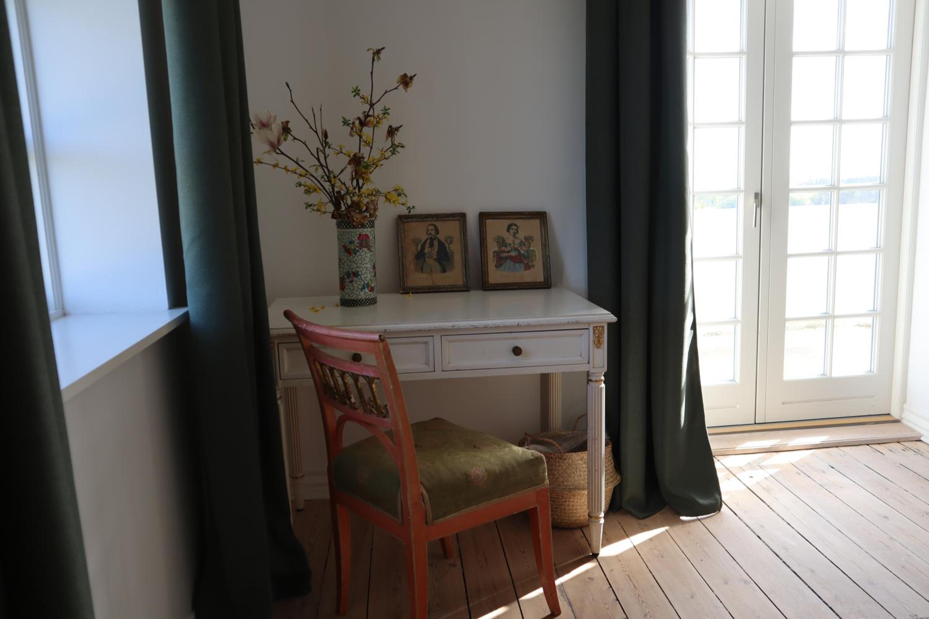 Deluxe Double or Twin Room with Sea View photo 3