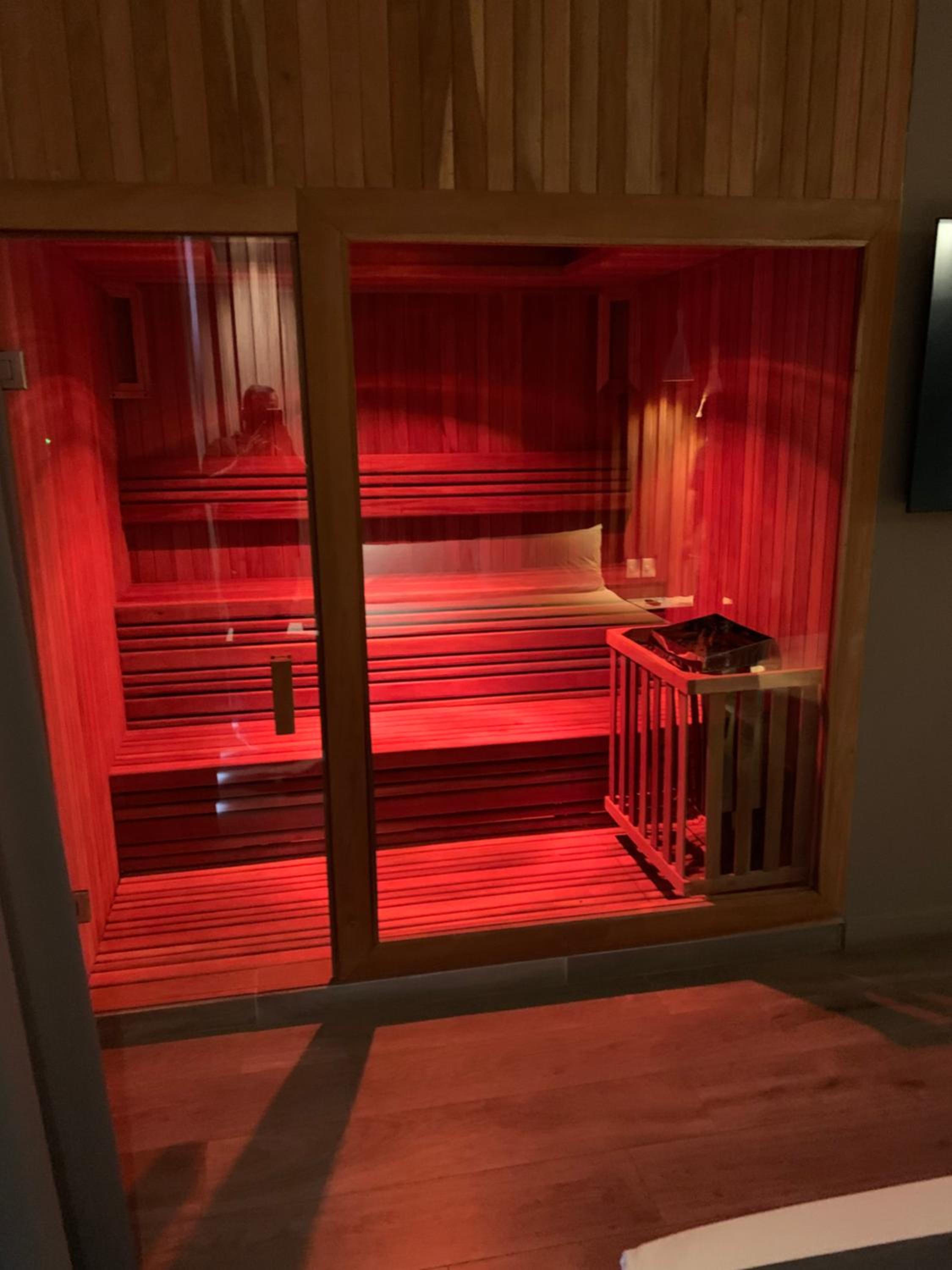 Suite with Sauna photo 2