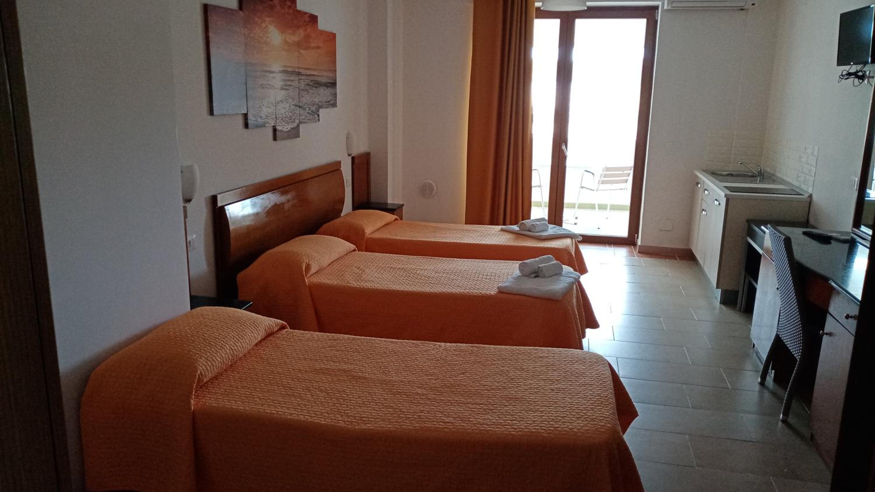 Studio with Sea View