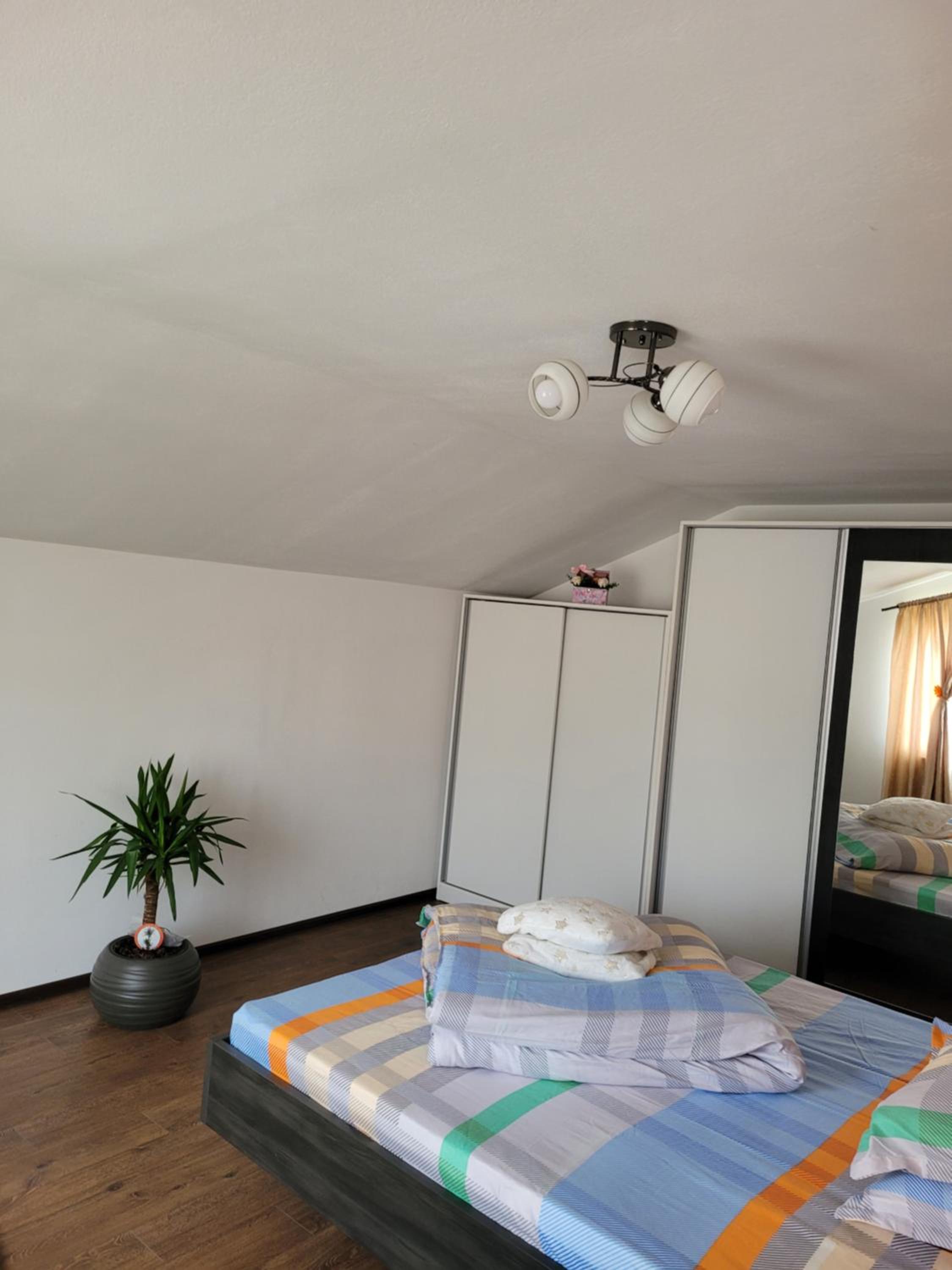 Two-Bedroom House - Photo 15