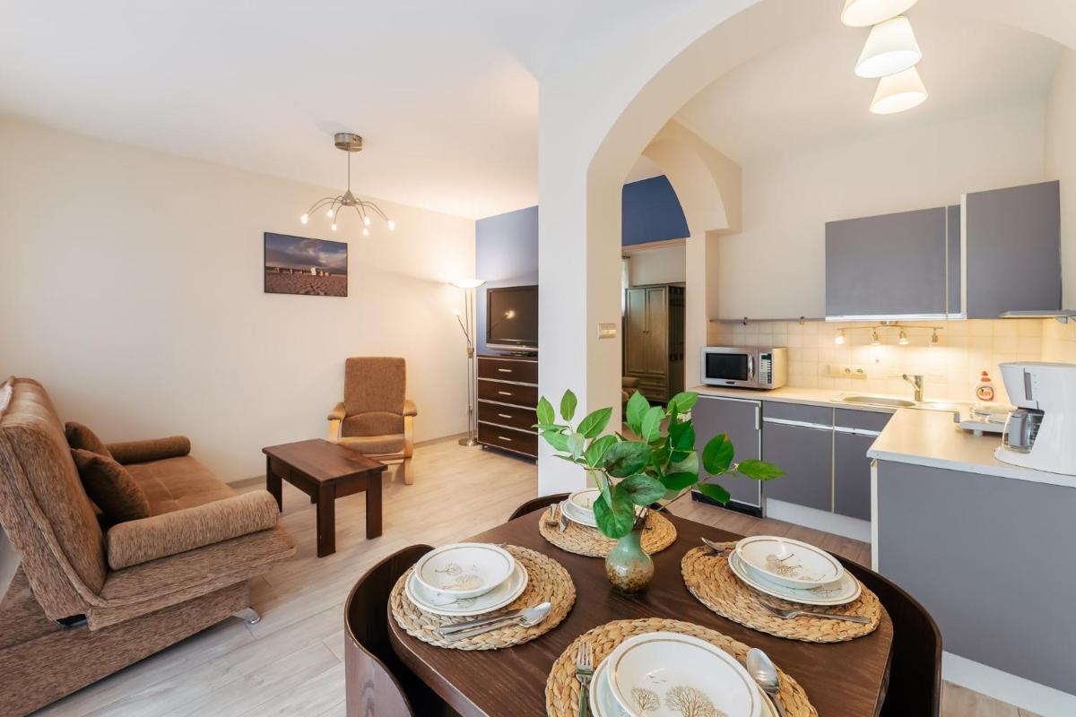 Apartment with Terrace photo 3