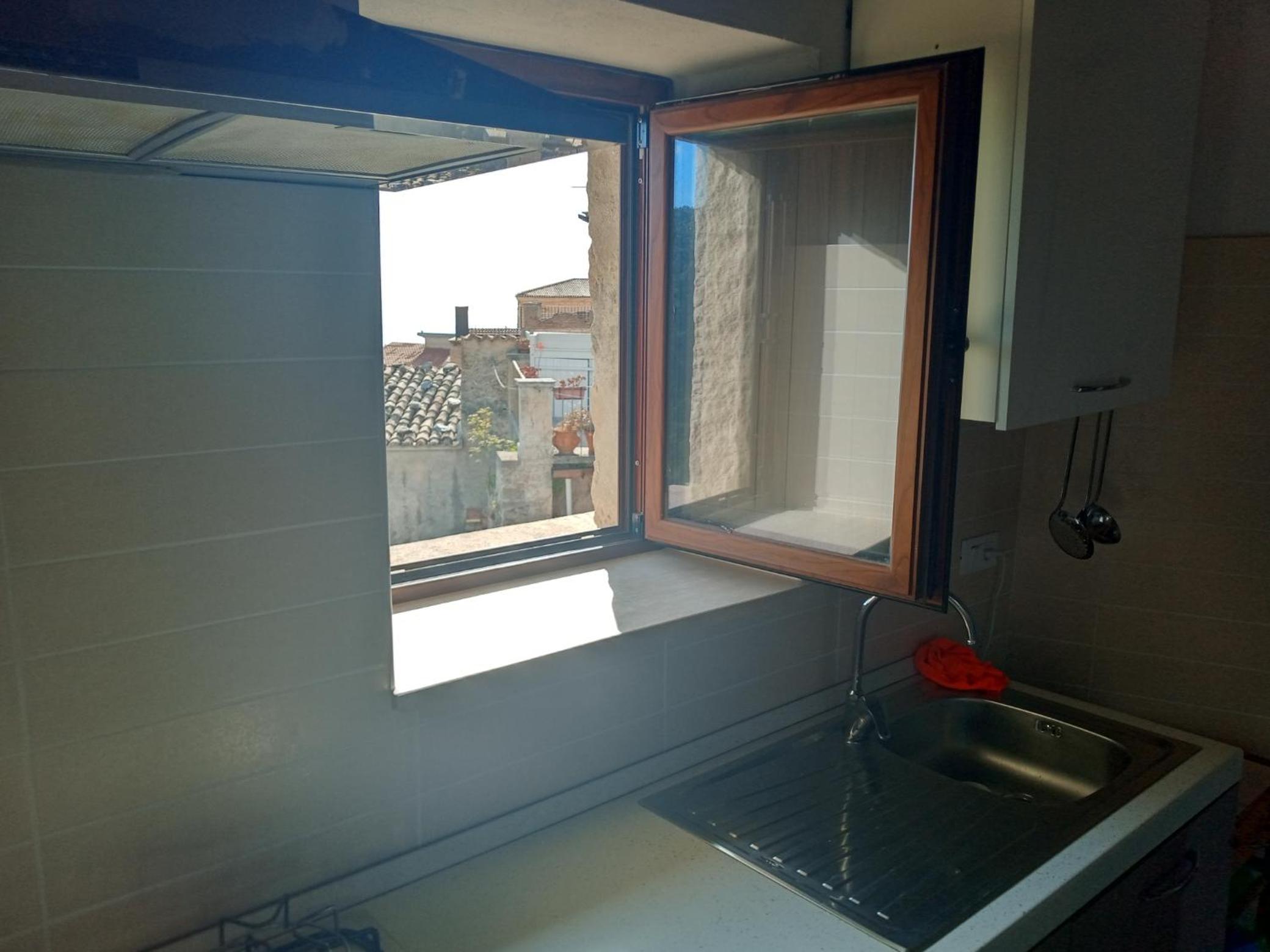 Apartment with Terrace photo 2