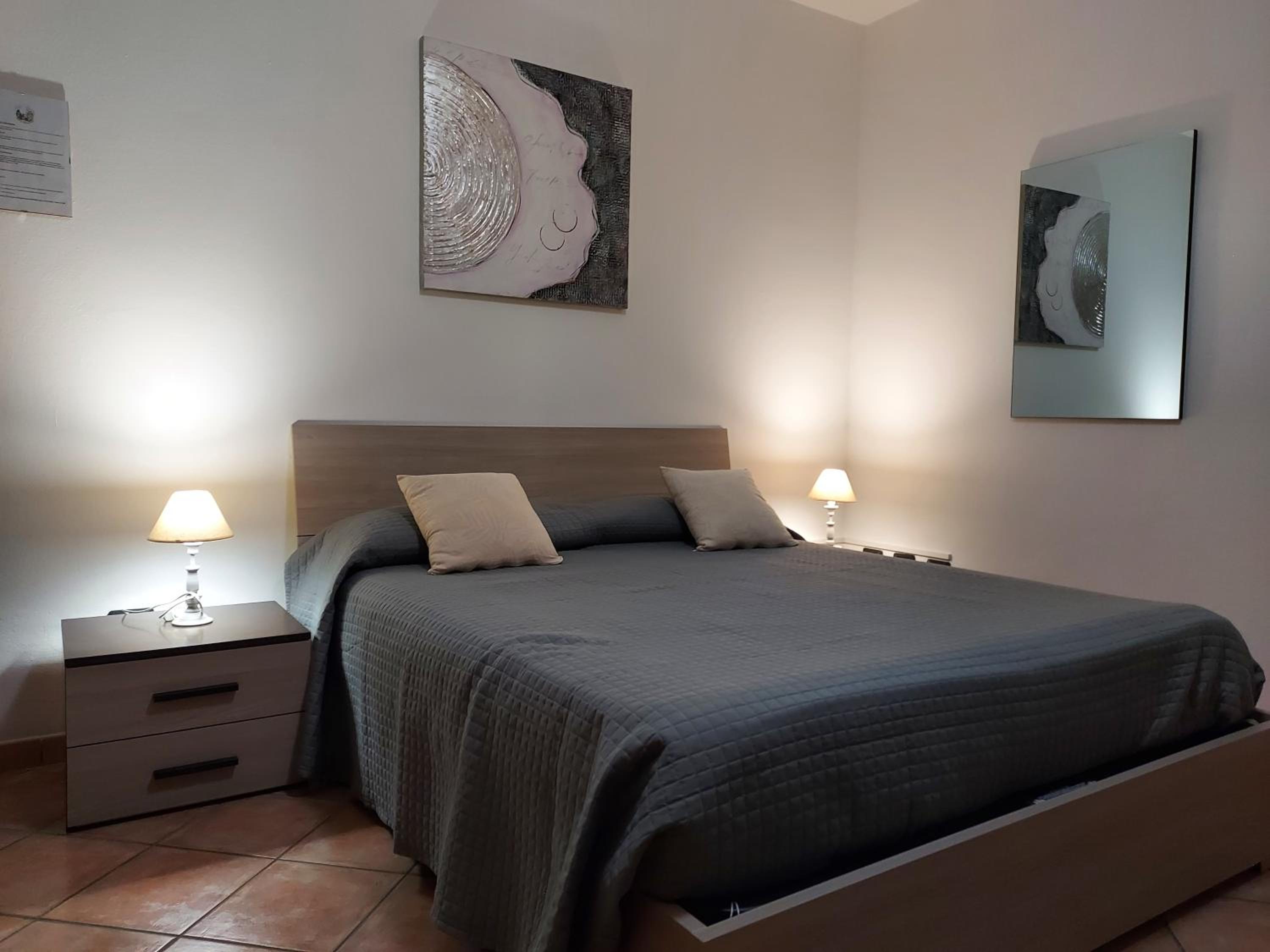 Double Room with Private Bathroom - Photo 4