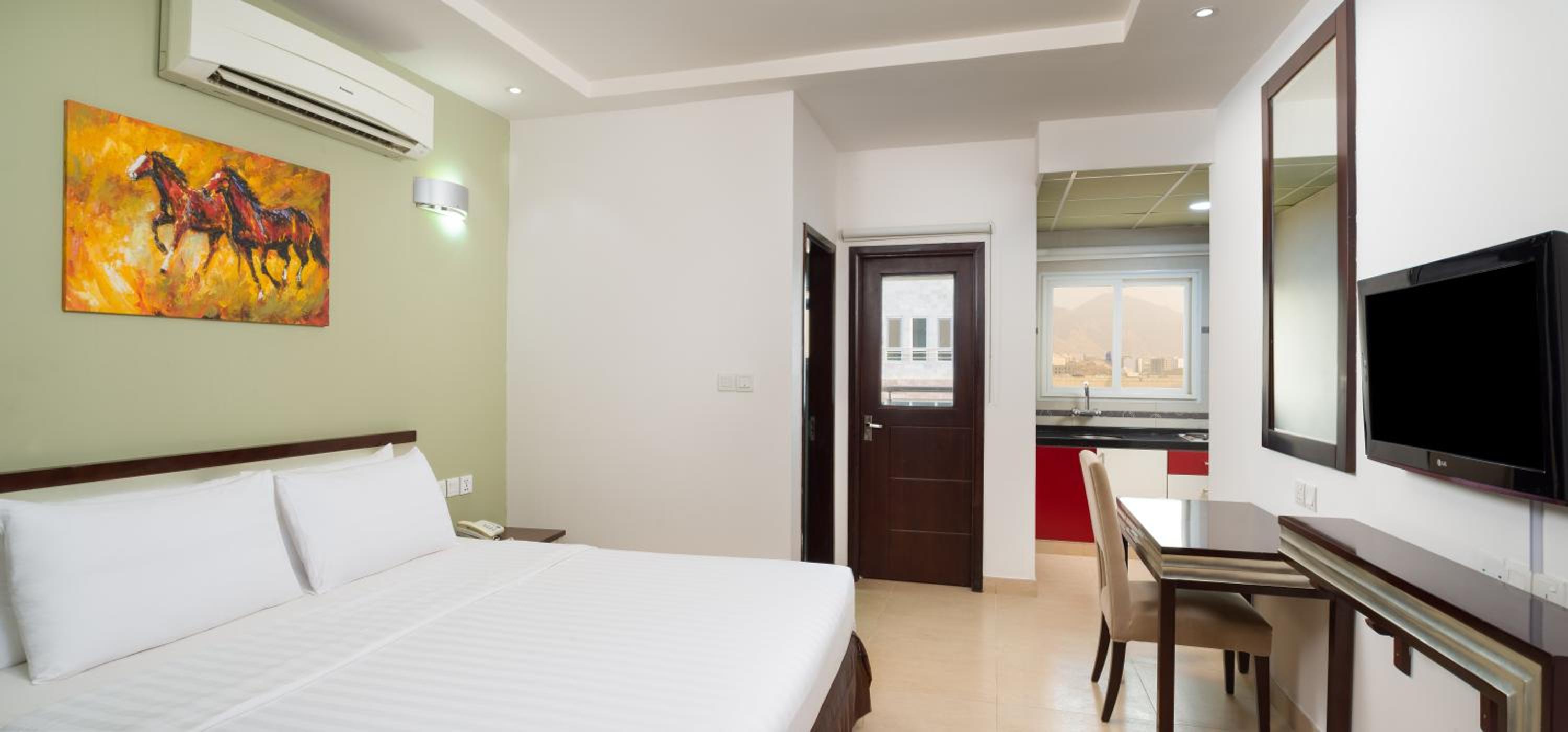 Saffron Hotel and Lounges — photo 43