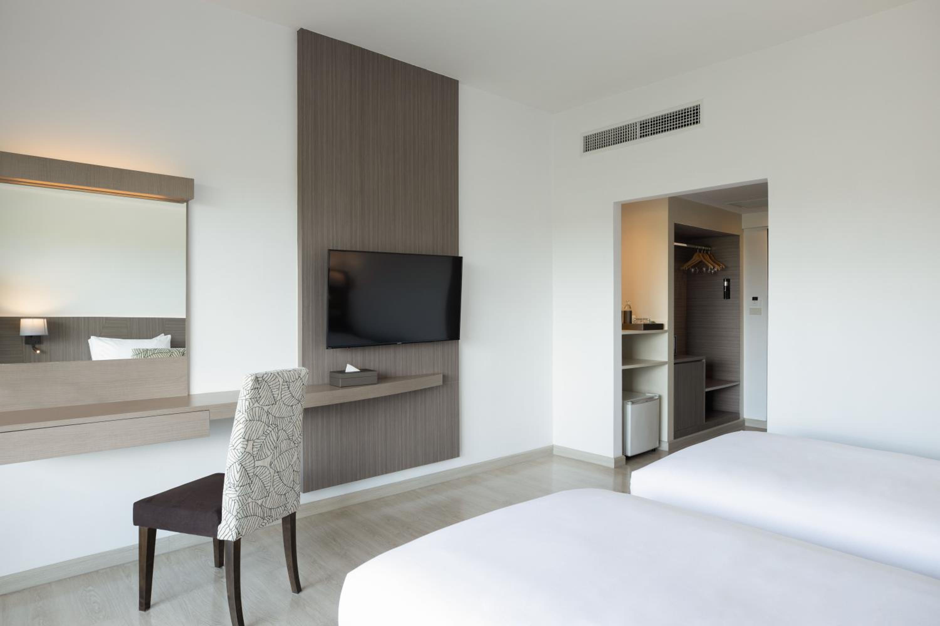 Superior Twin Room photo 2
