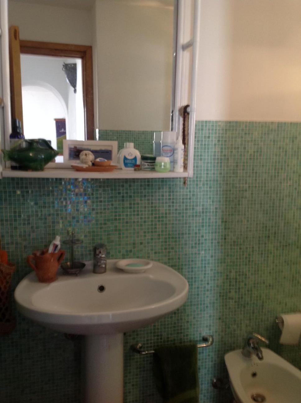 Three-Bedroom House photo 3