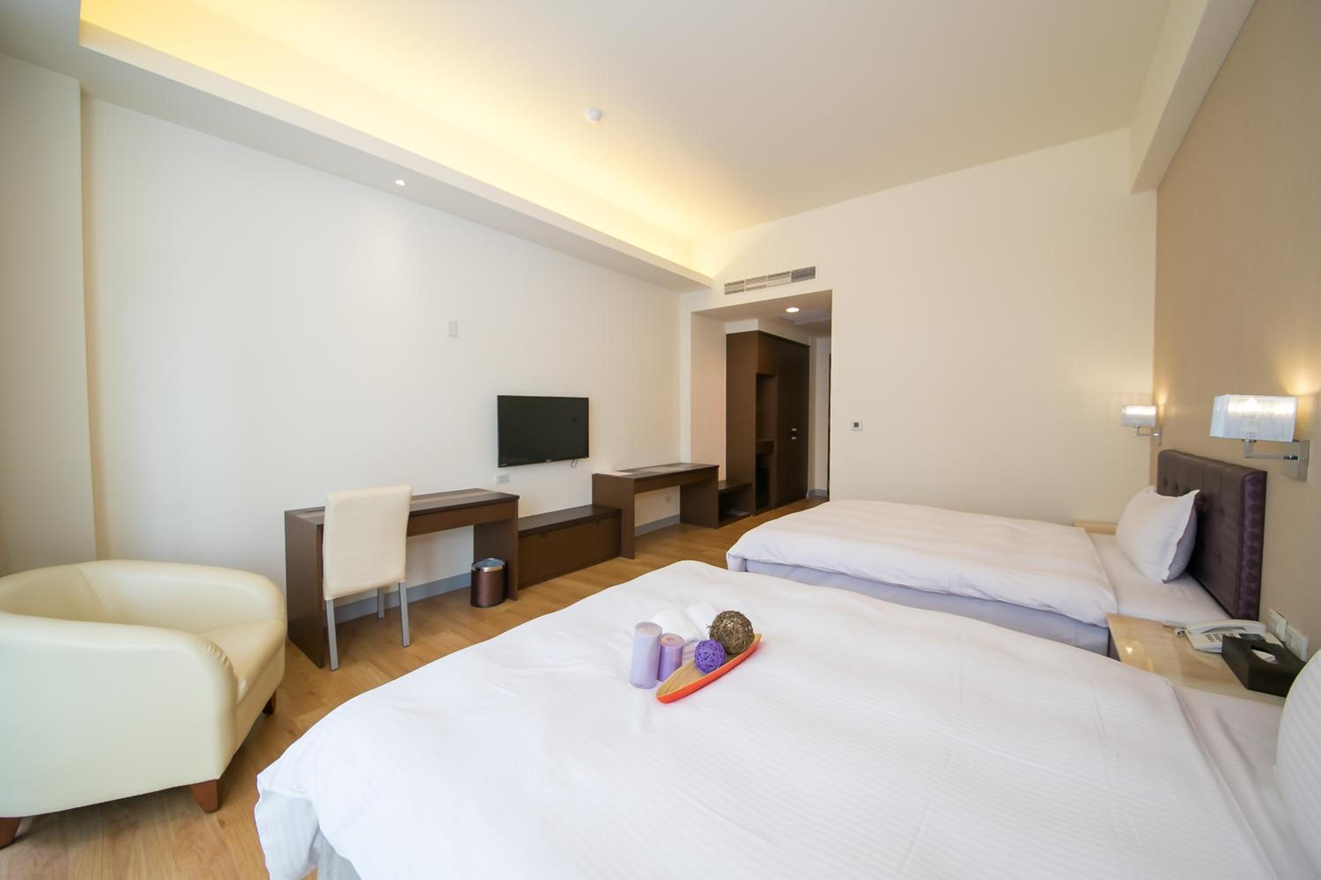 Superior Twin Room photo 2