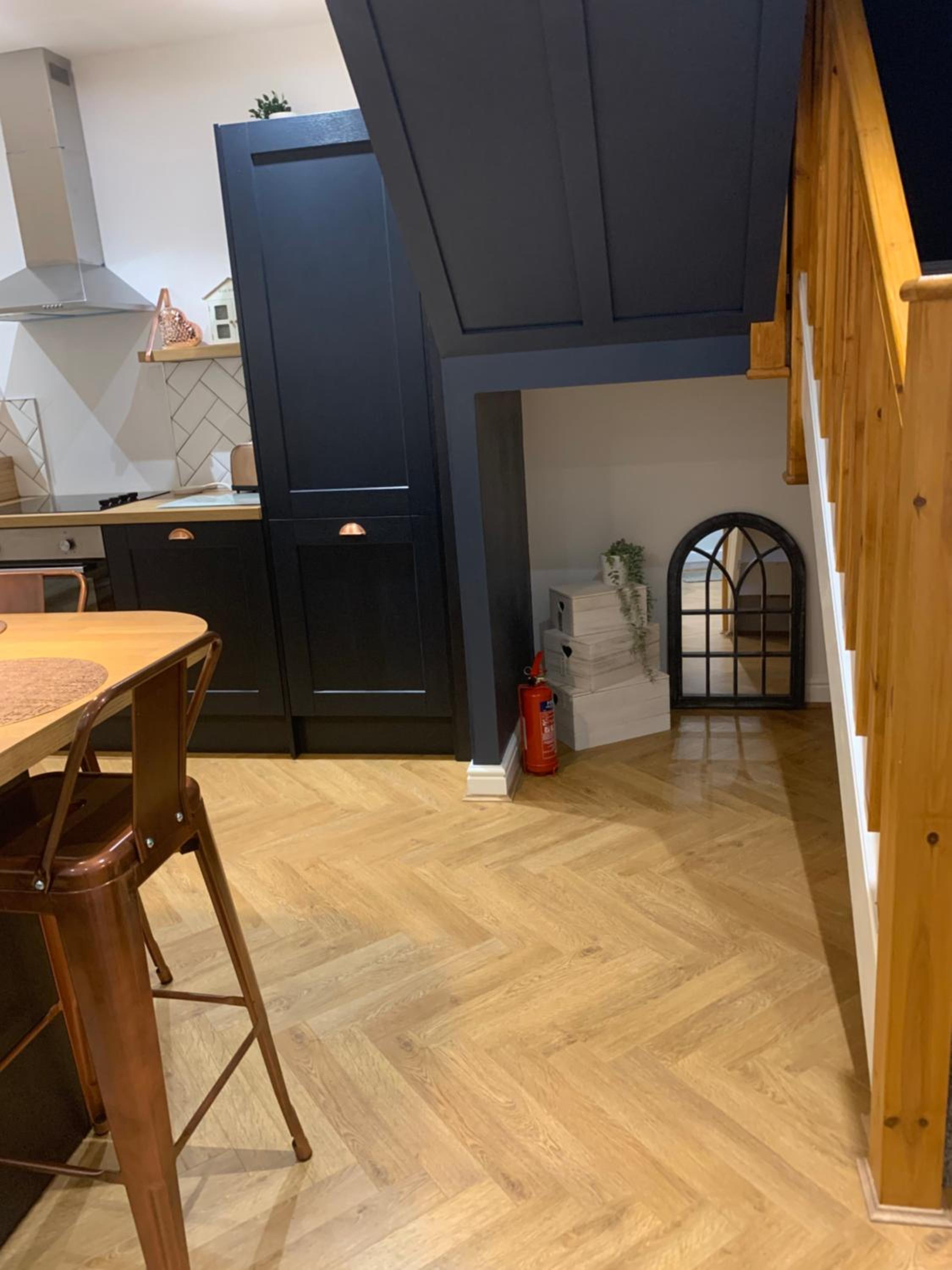 Two-Bedroom House - Photo 8