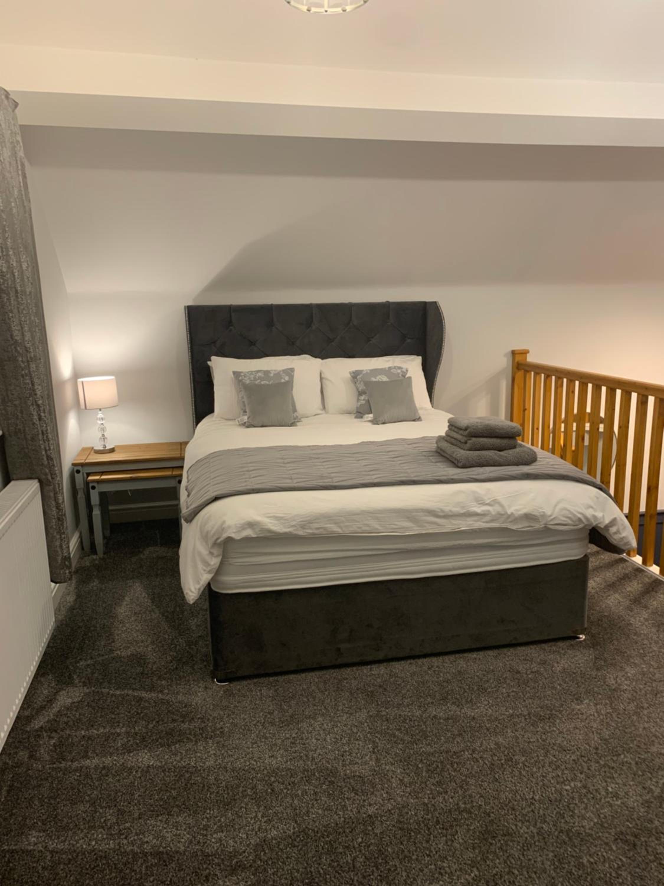 Two-Bedroom House - Photo 9