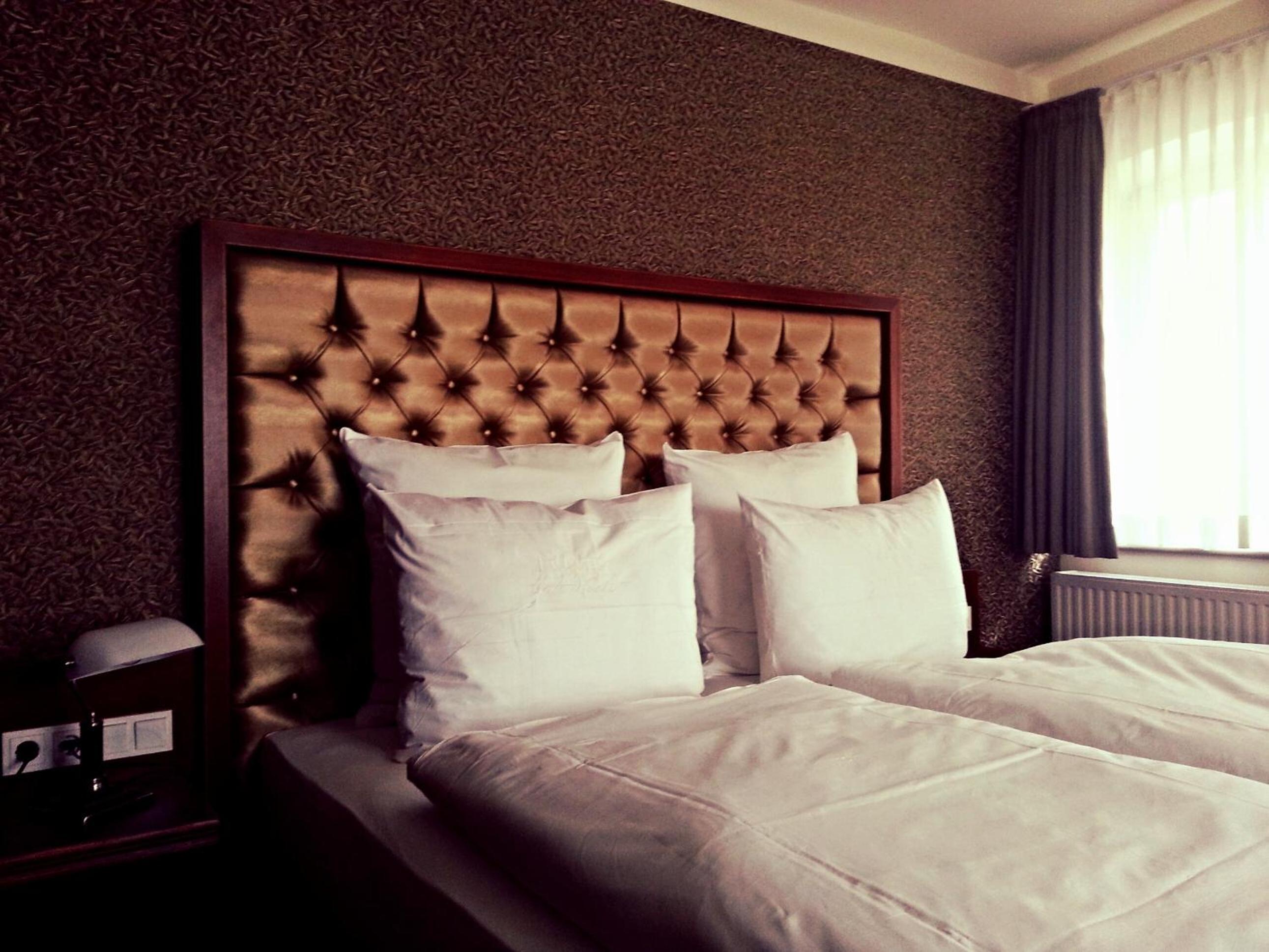 Double Room - Photo 8