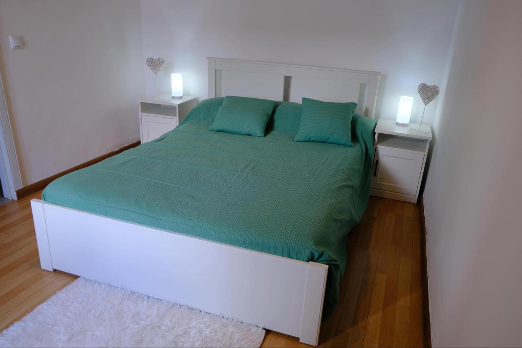 Three-Bedroom House photo 3