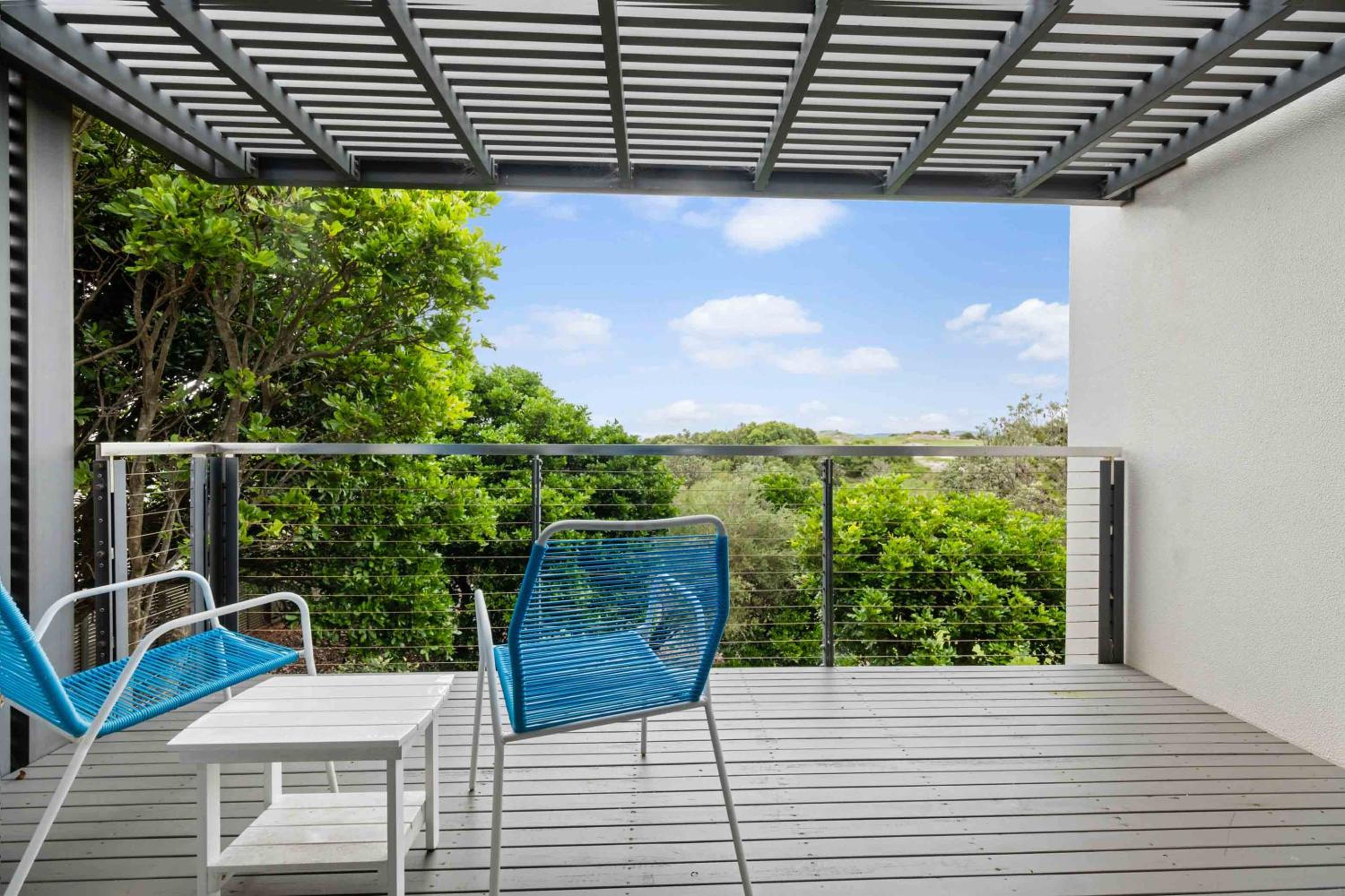 Three-Bedroom Deluxe Villa - Photo 4