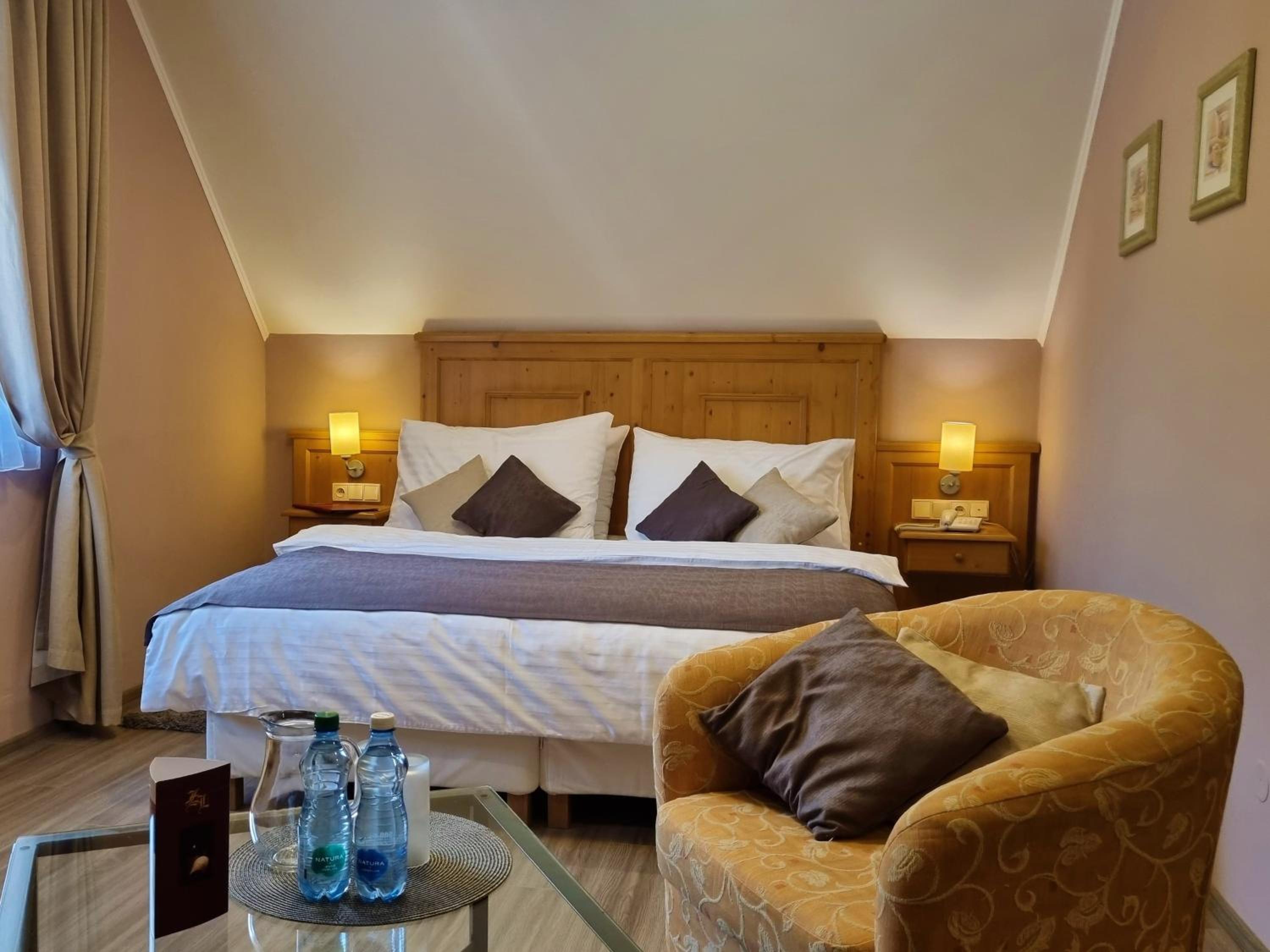 Deluxe Double Room photo 3