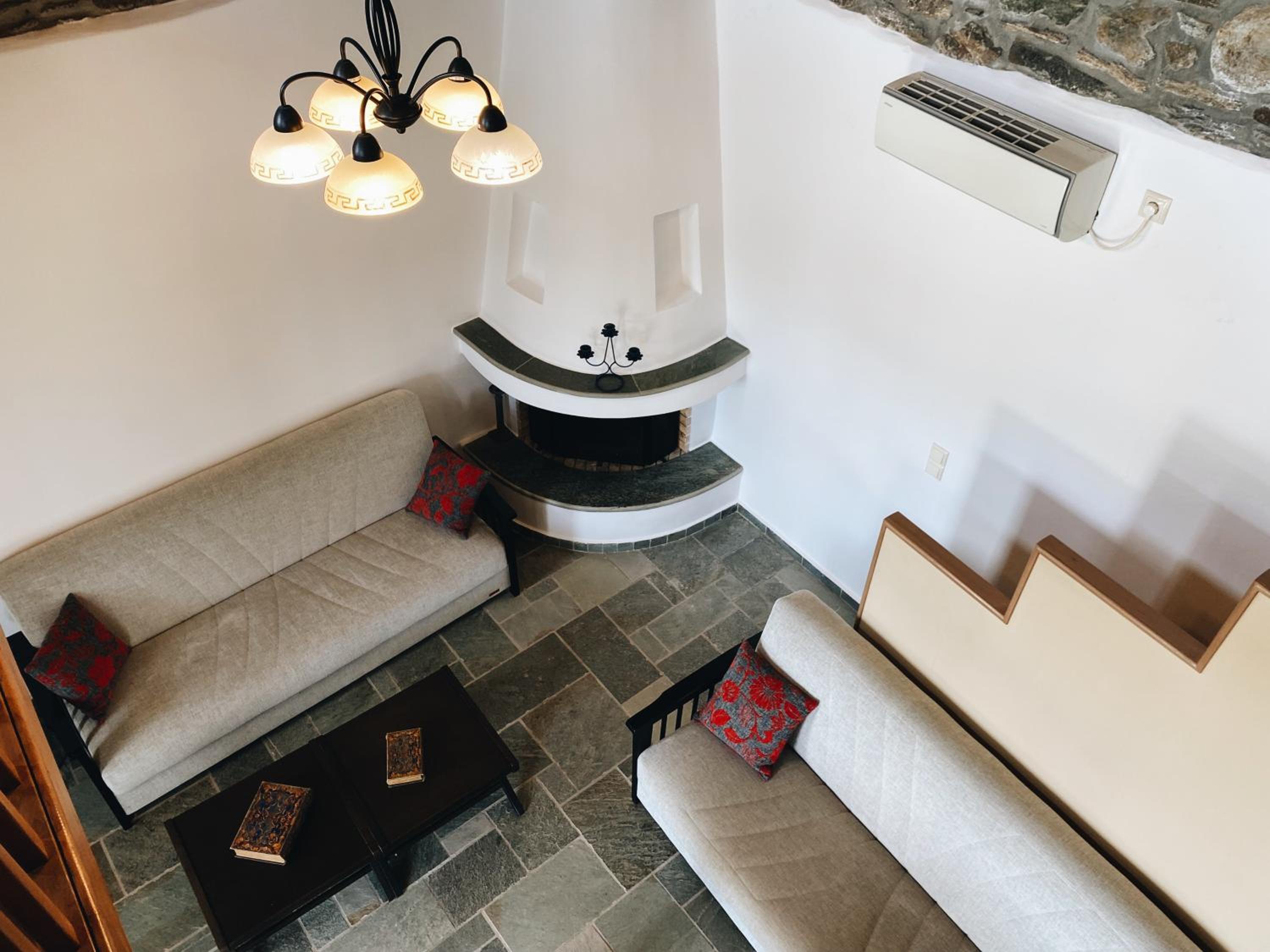 Apartment - Split Level photo 1