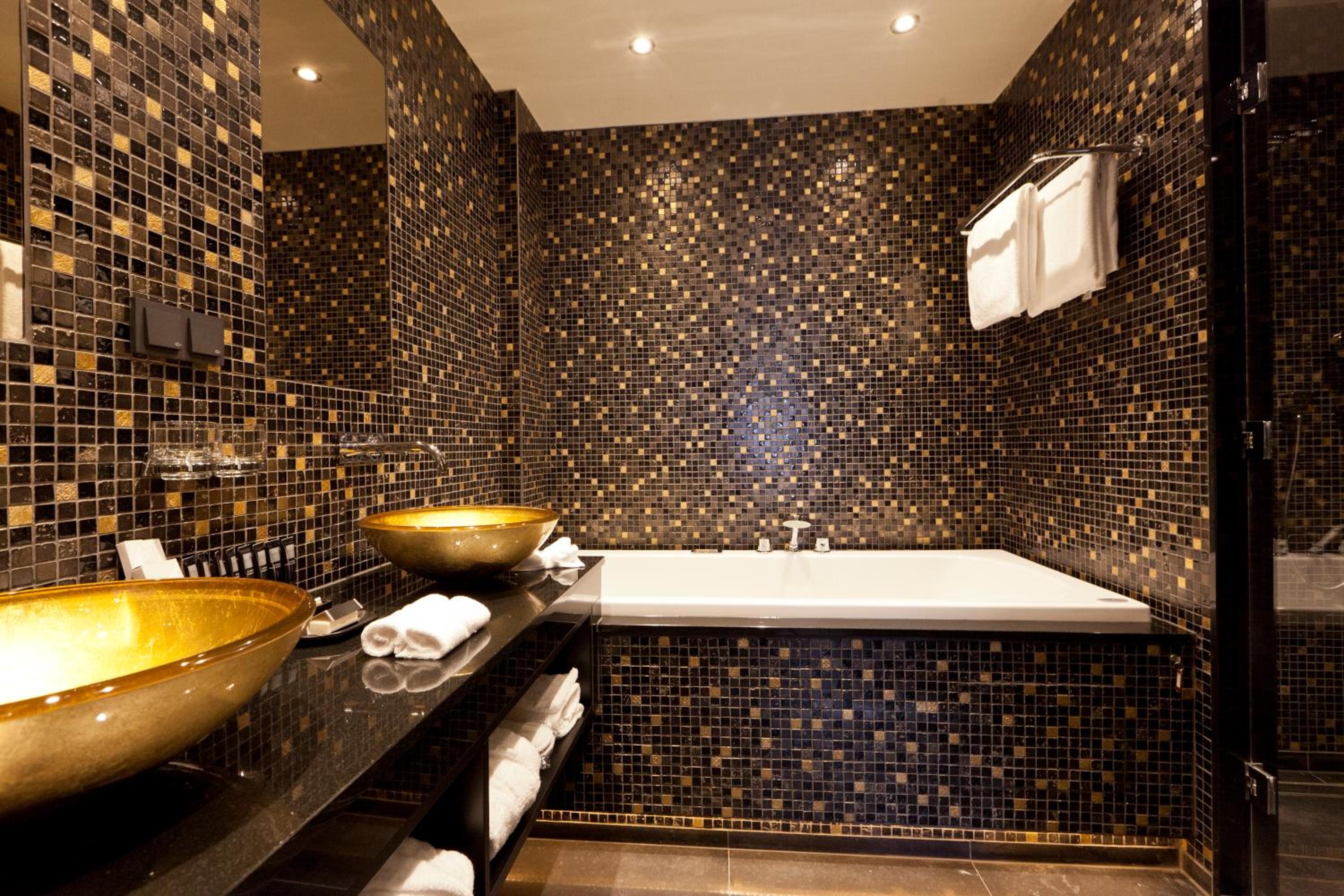 Small Deluxe Suite photo 3