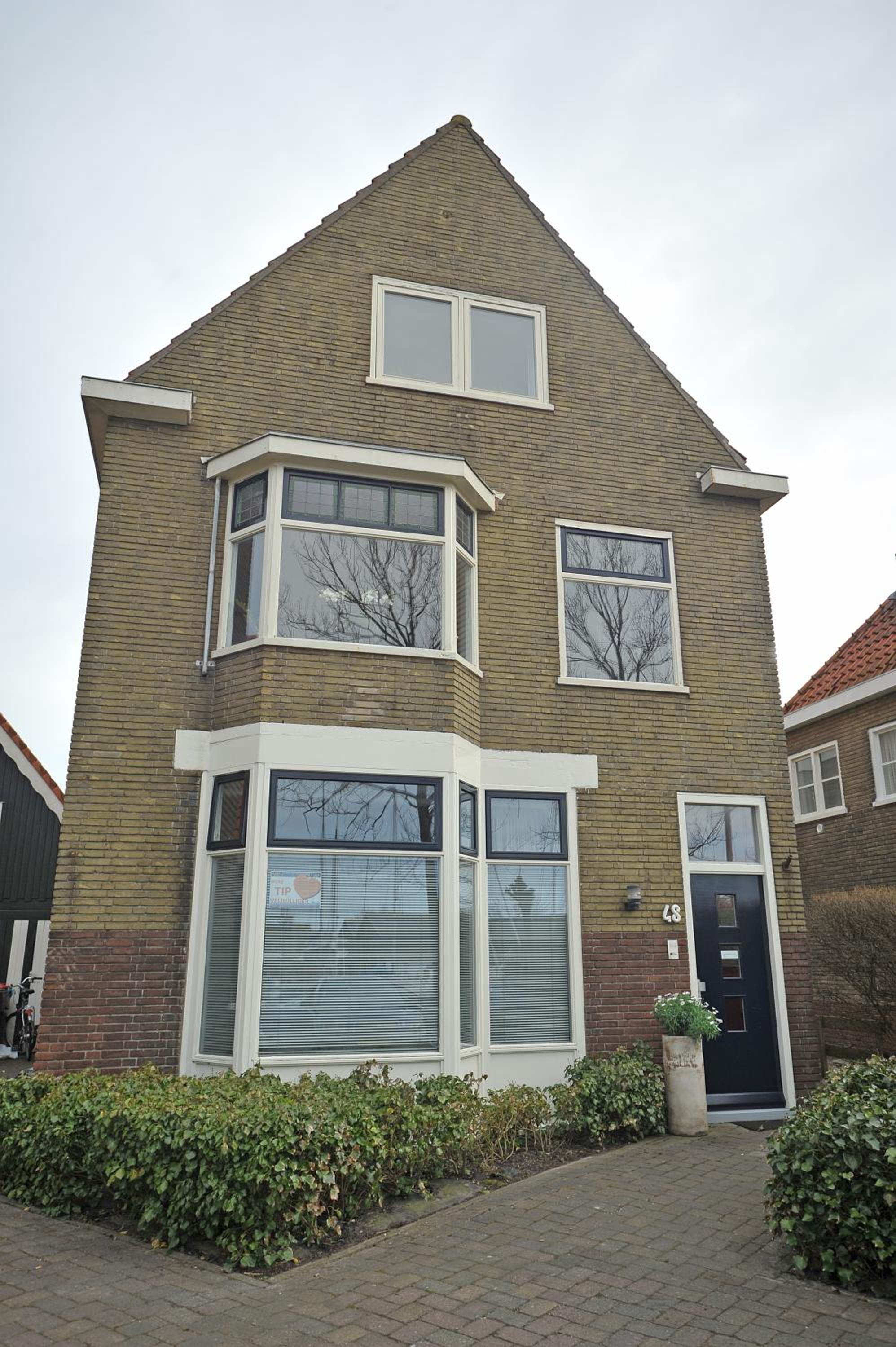 Two-Bedroom House photo 3