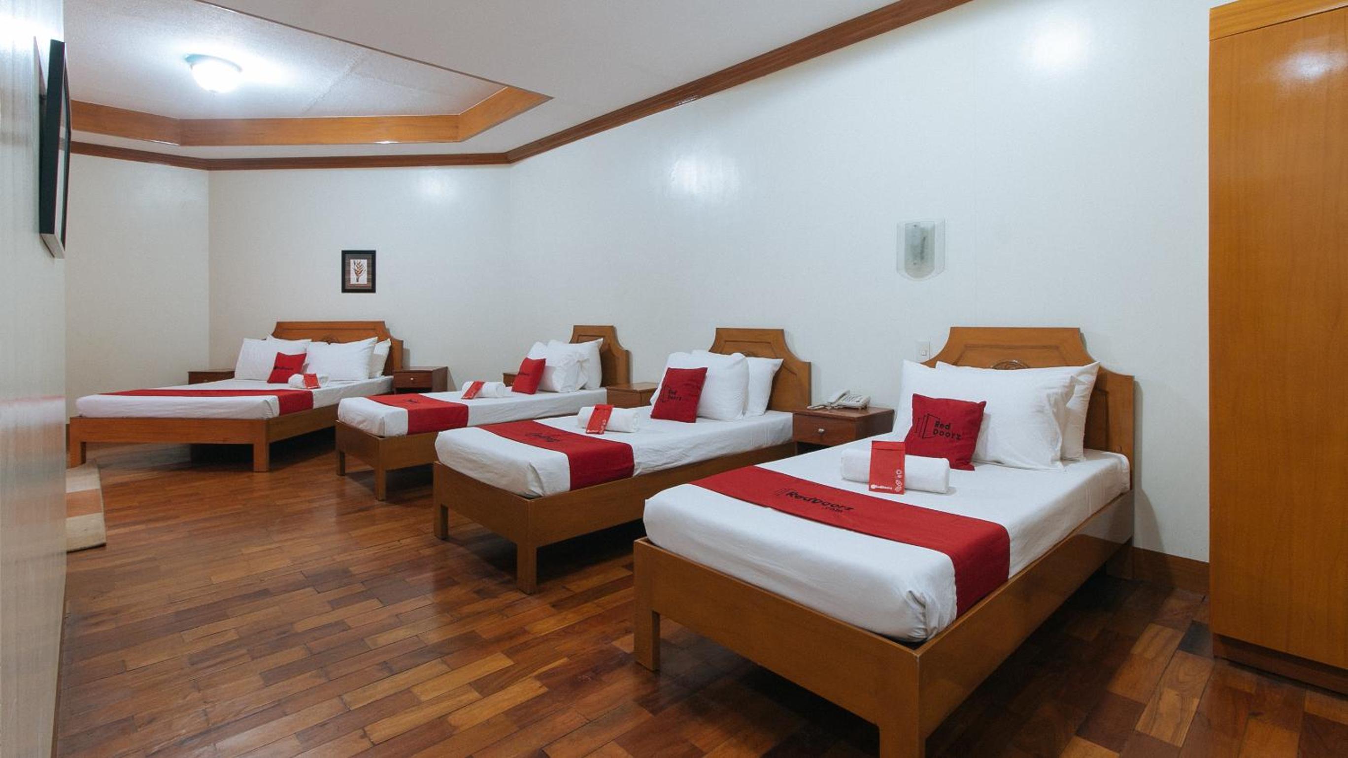 Superior Suite - Photo 1