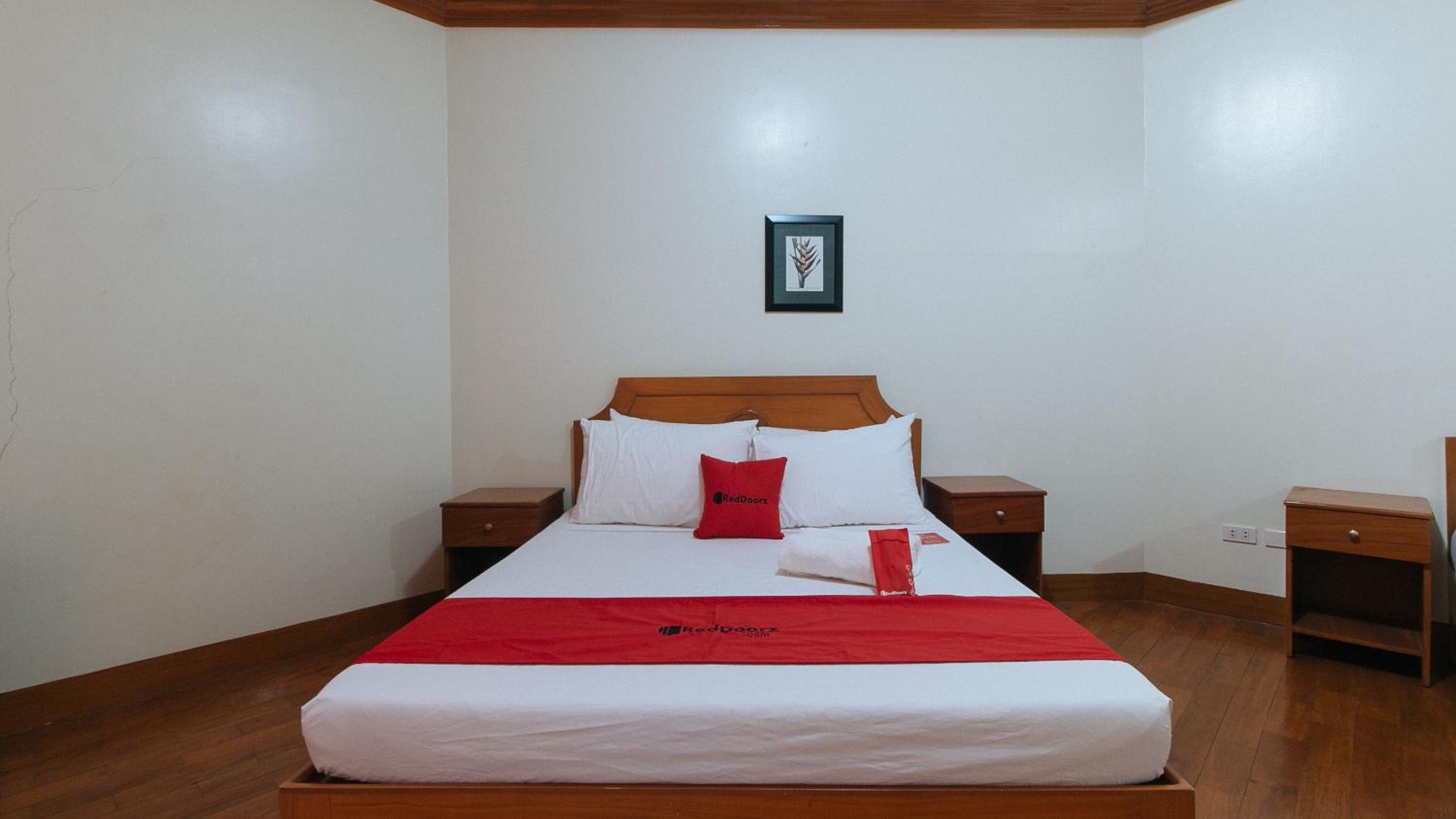 Superior Suite - Photo 8