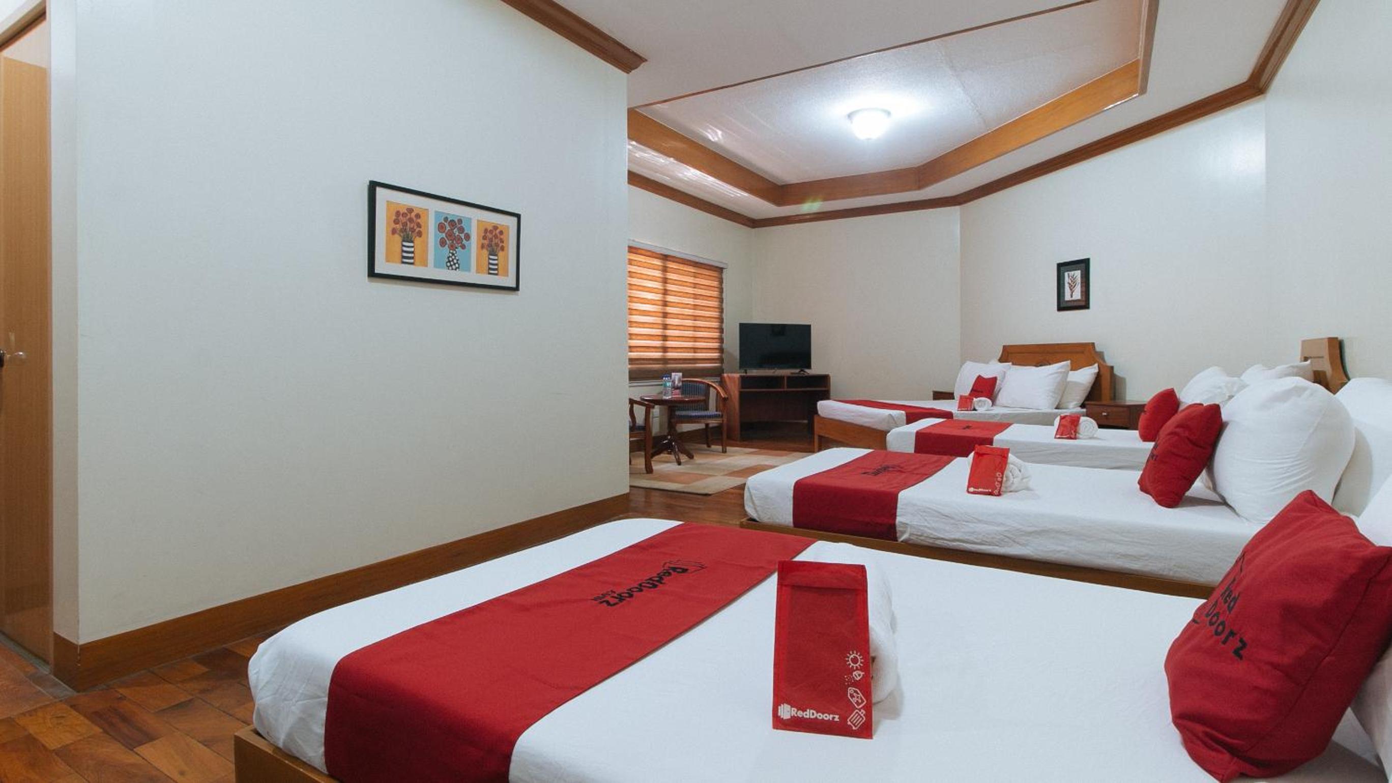 Superior Suite - Photo 6
