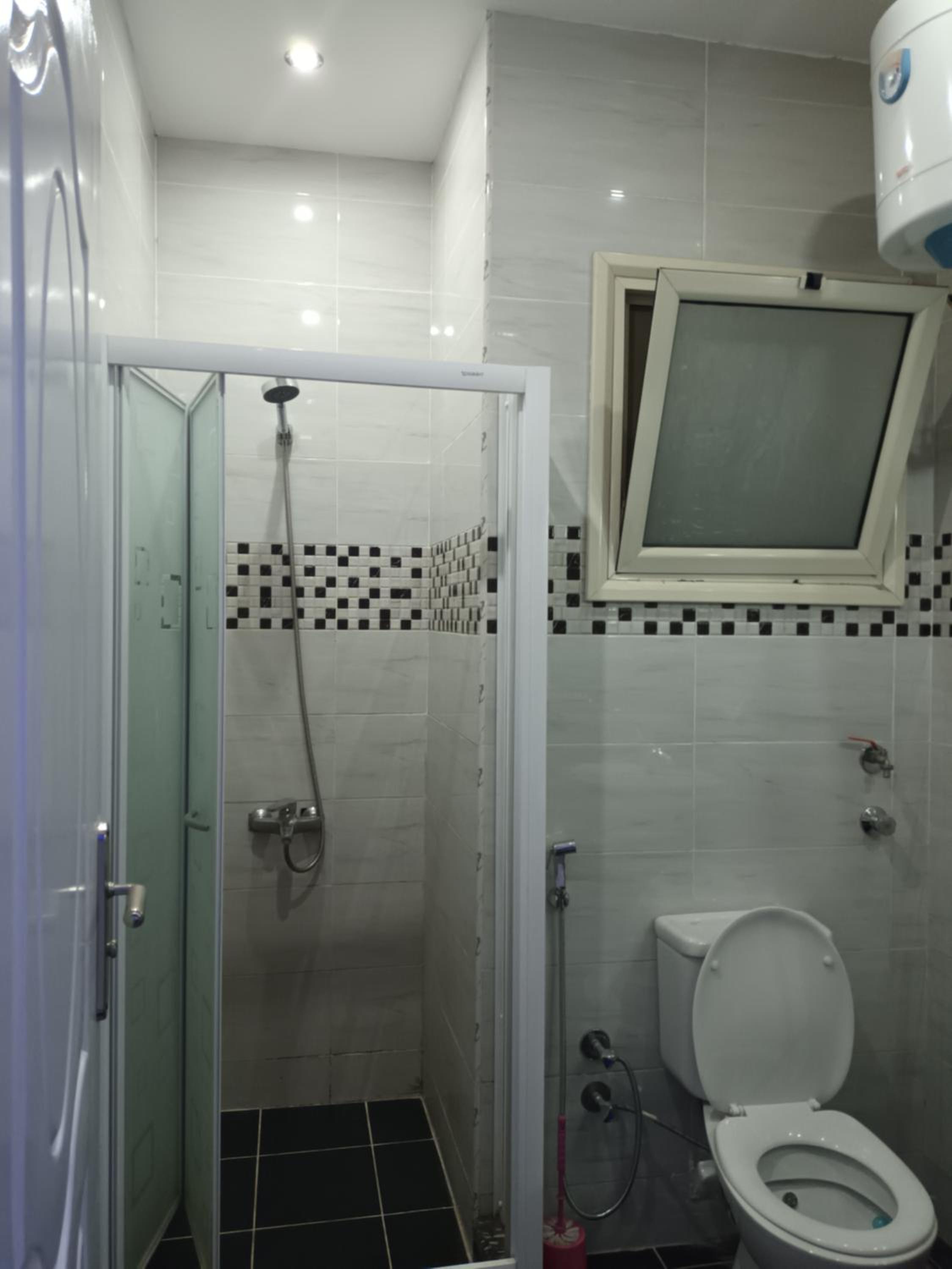 One-Bedroom Apartment - Photo 22
