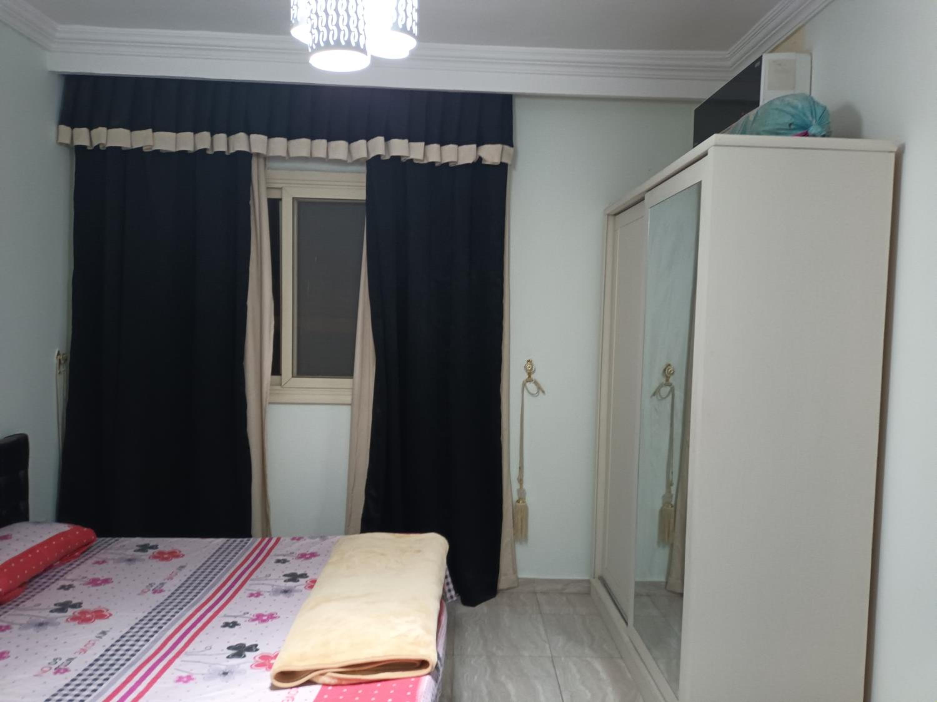 One-Bedroom Apartment - Photo 21