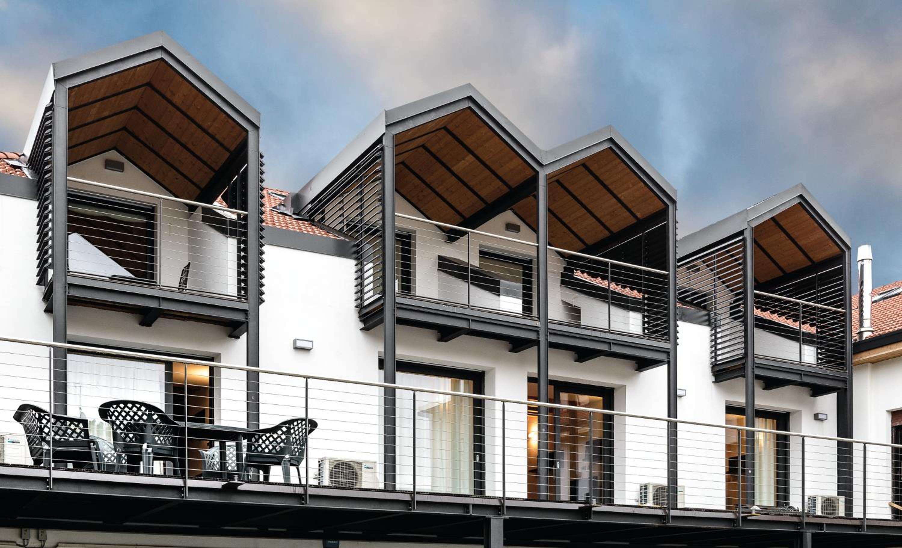 One-Bedroom Loft Apartment with Balcony