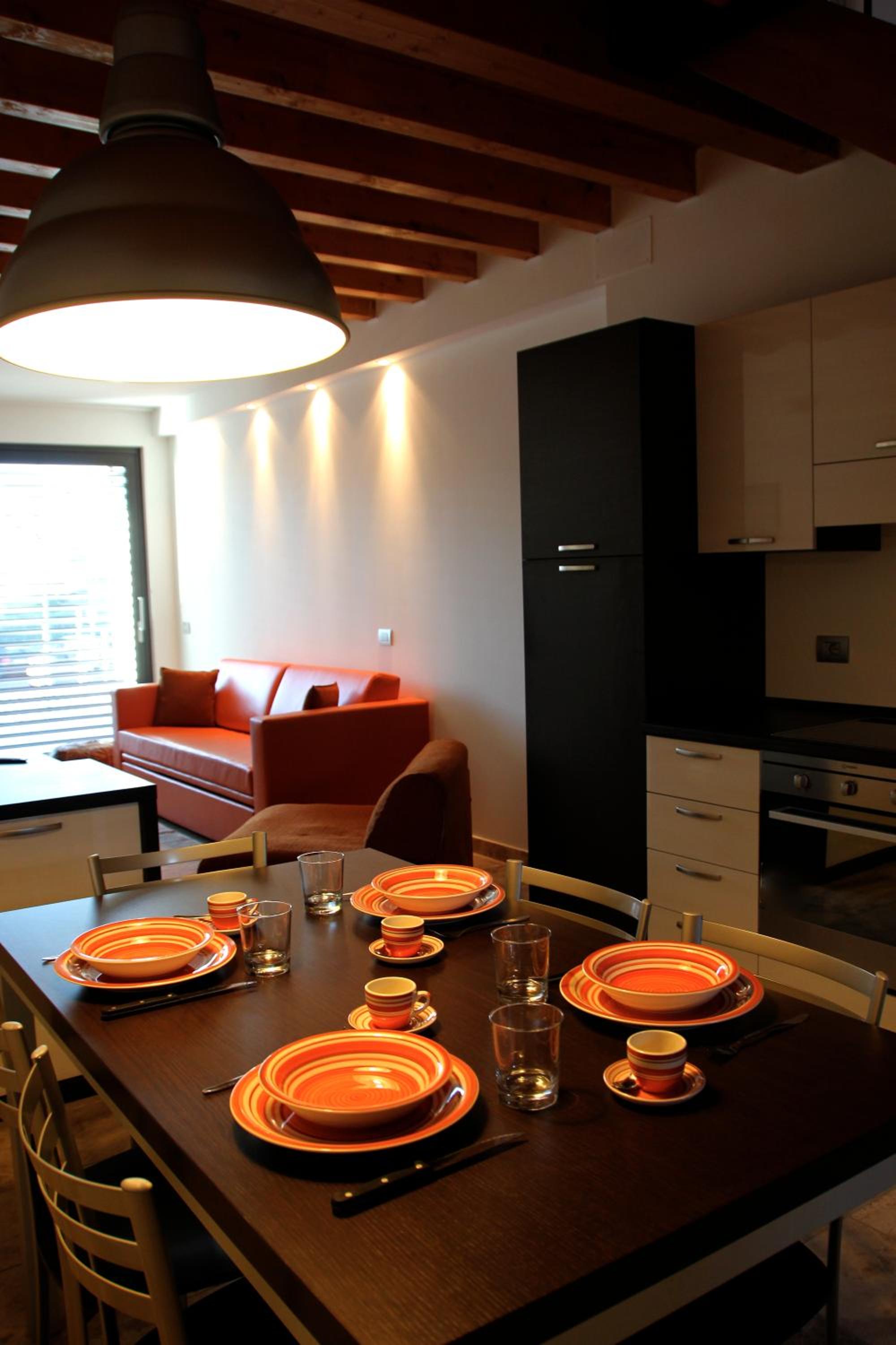Apartment - Split Level photo 3