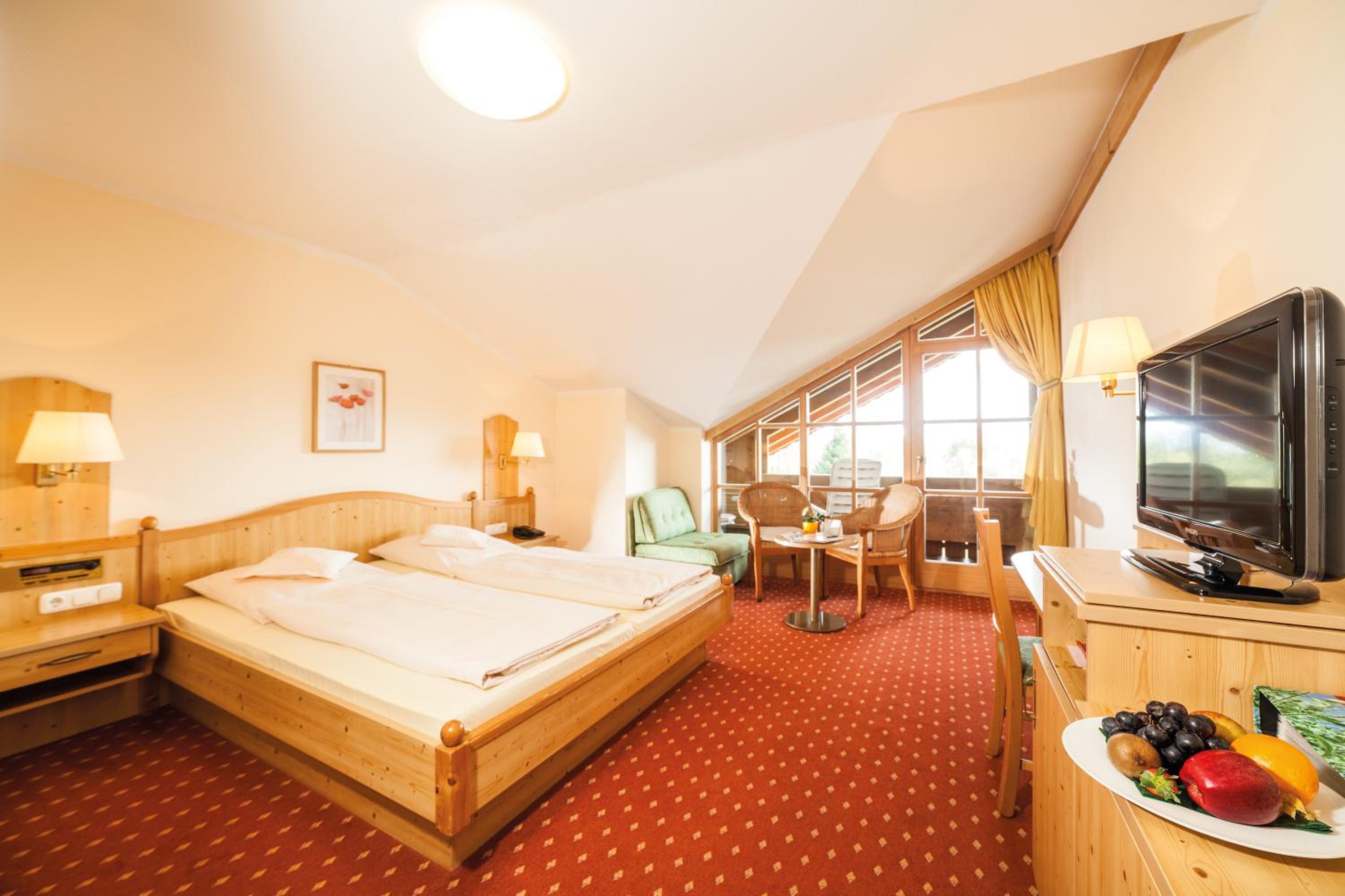 Double Room - South Side photo 3