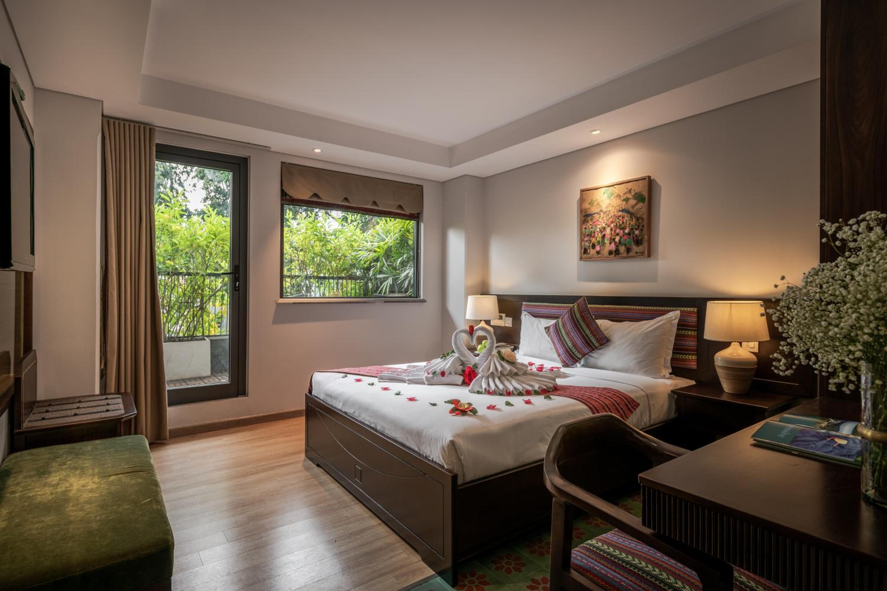 Suite with Balcony + Afternoon Tea On Rooftop