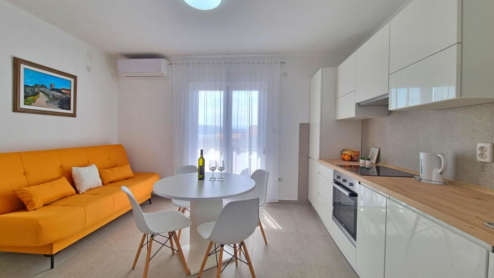 Two-Bedroom Apartment - Photo 18