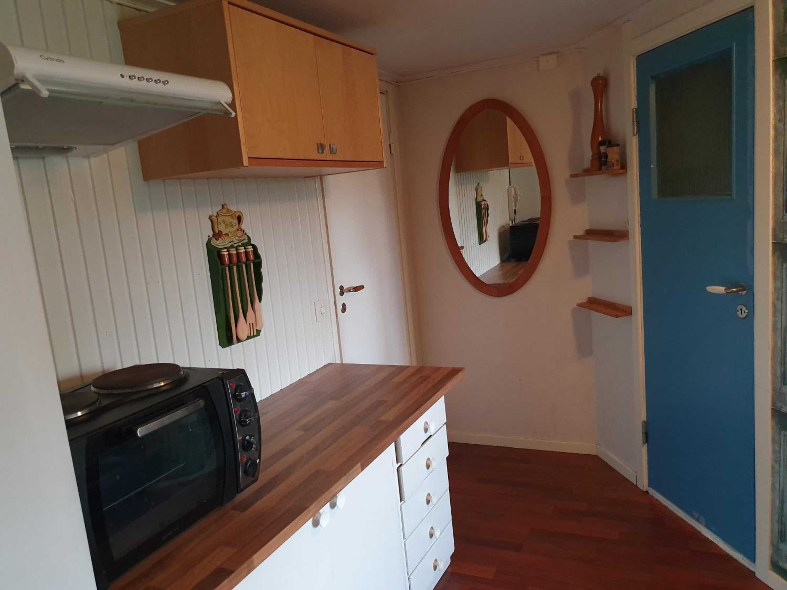 One-Bedroom Apartment - Photo 10