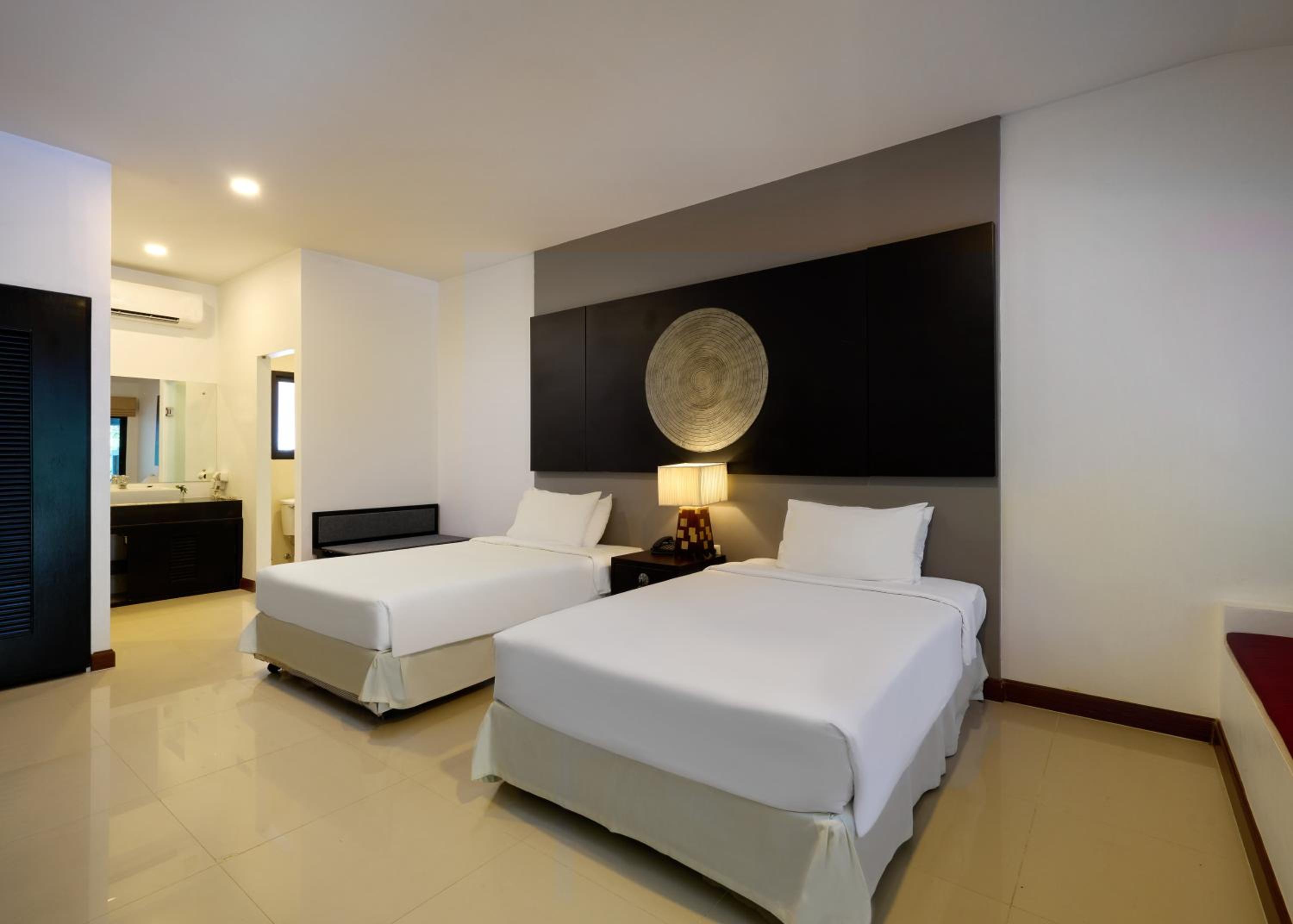 Oriental Grand Deluxe - Photo 3