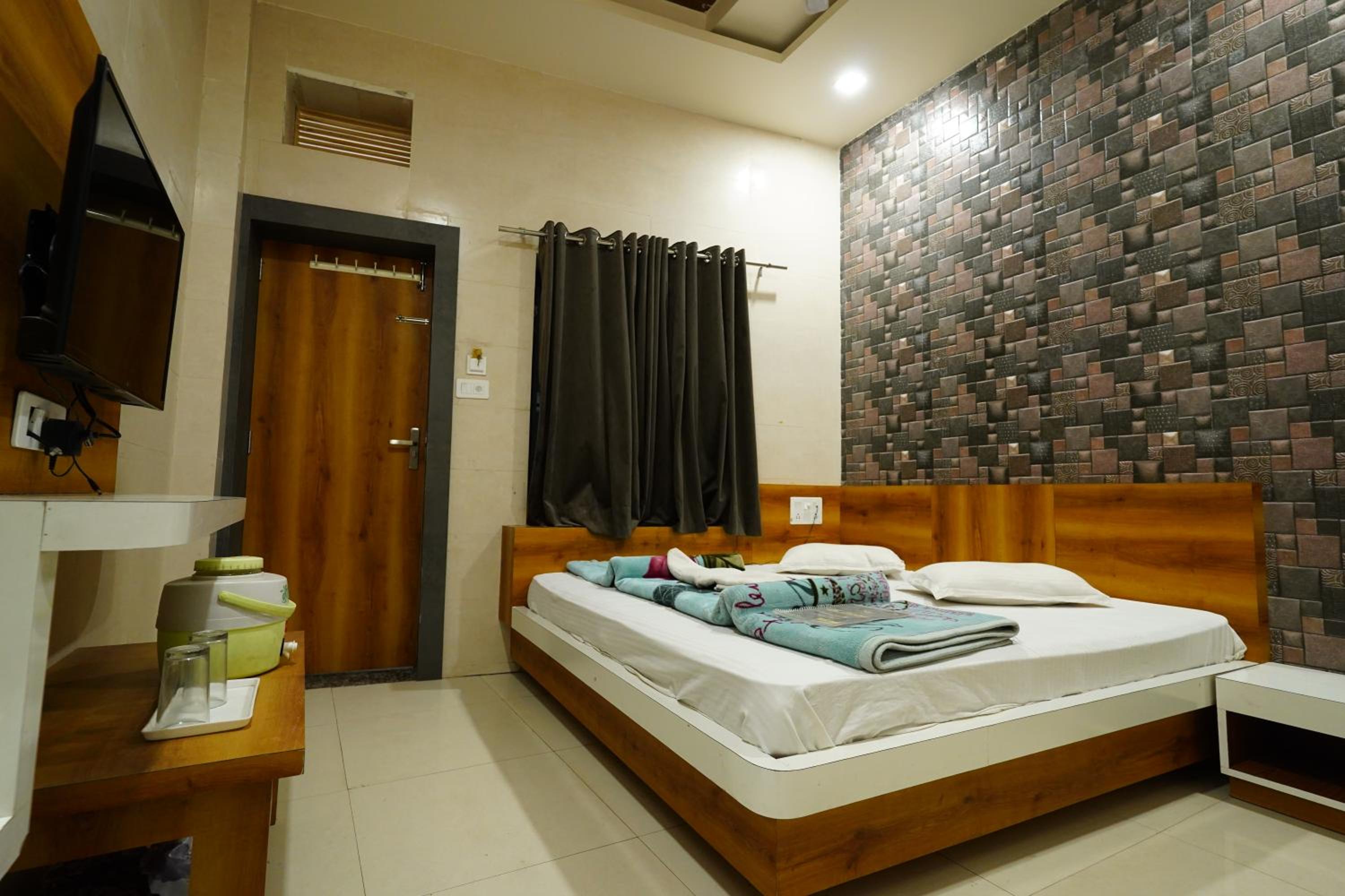 Deluxe Double Room photo 3