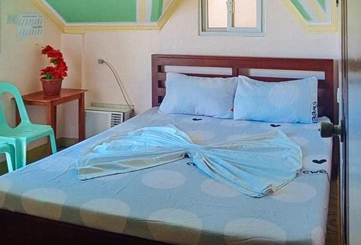 Standard Double Room - Photo 1