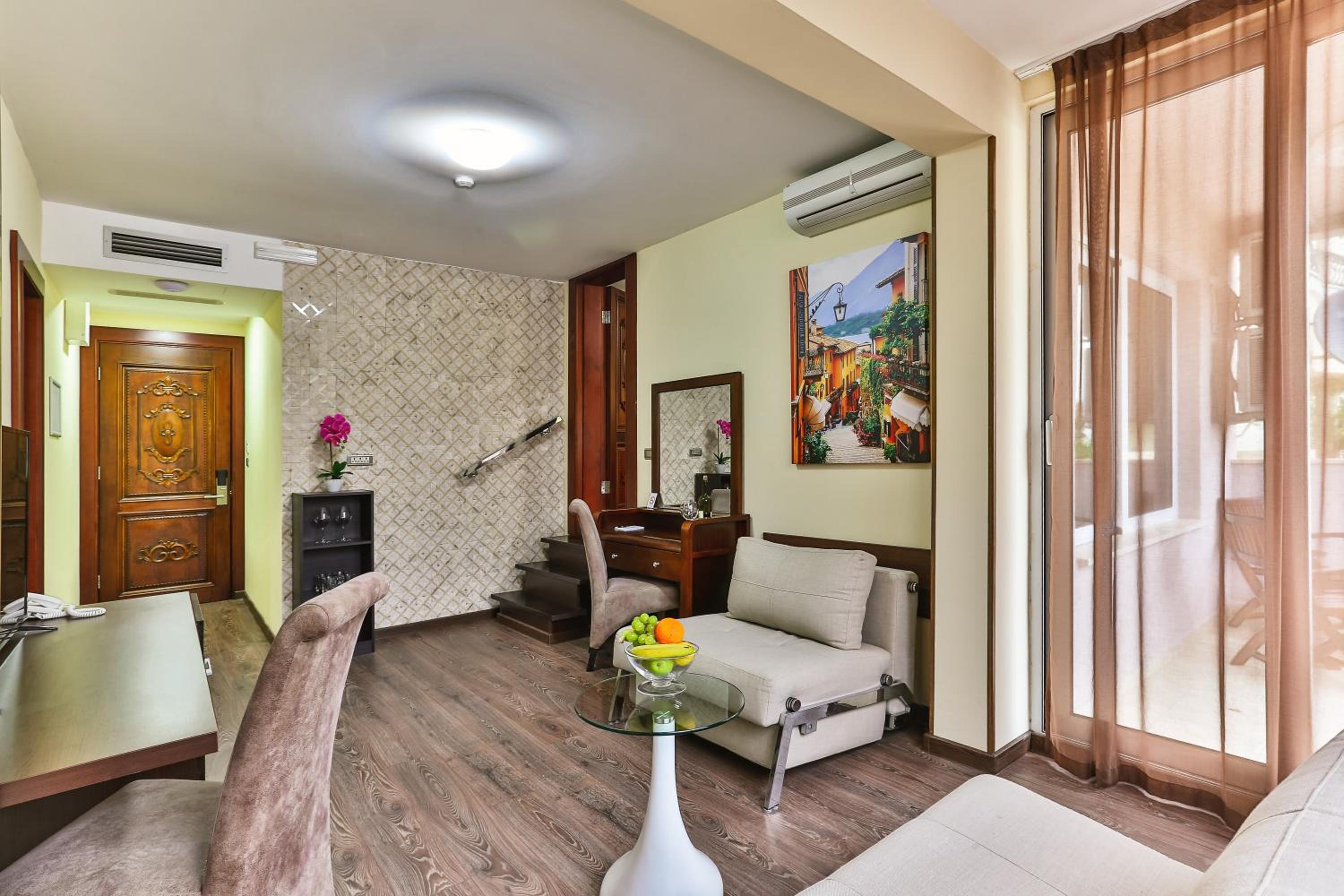 Family Two-Bedroom Suite photo 1