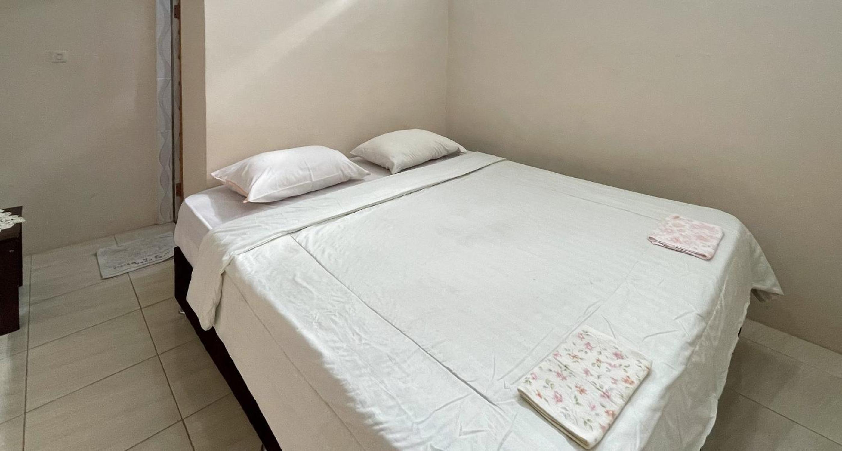 Standard Double Room - Photo 4