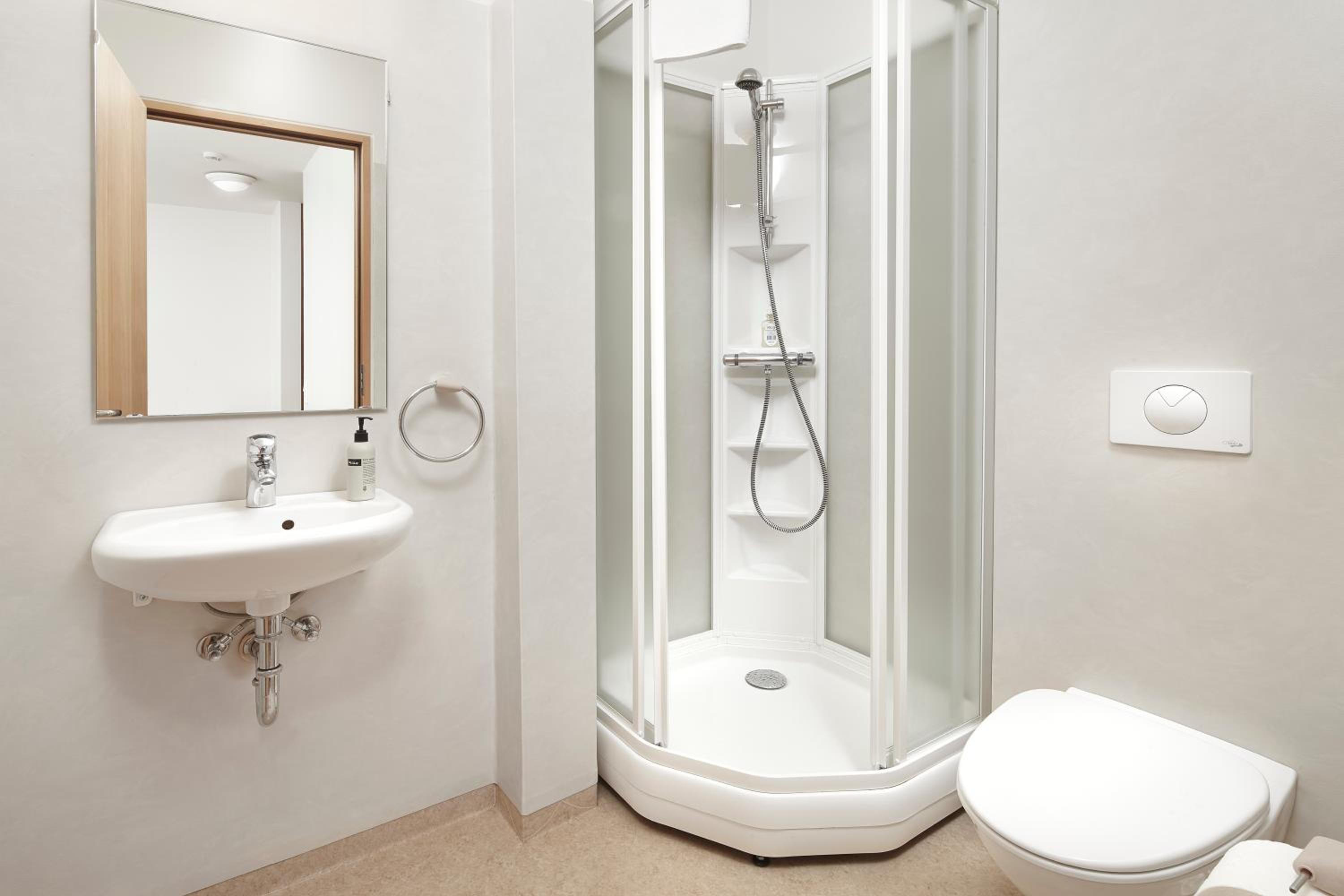 Basic Triple Room - Photo 3