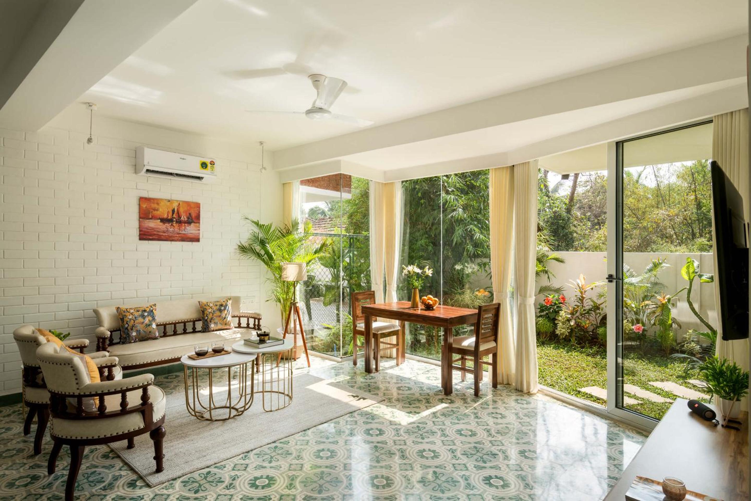 El Raso 09|Common Pool|Ground Floor|Garden|Patio|Wifi photo 1