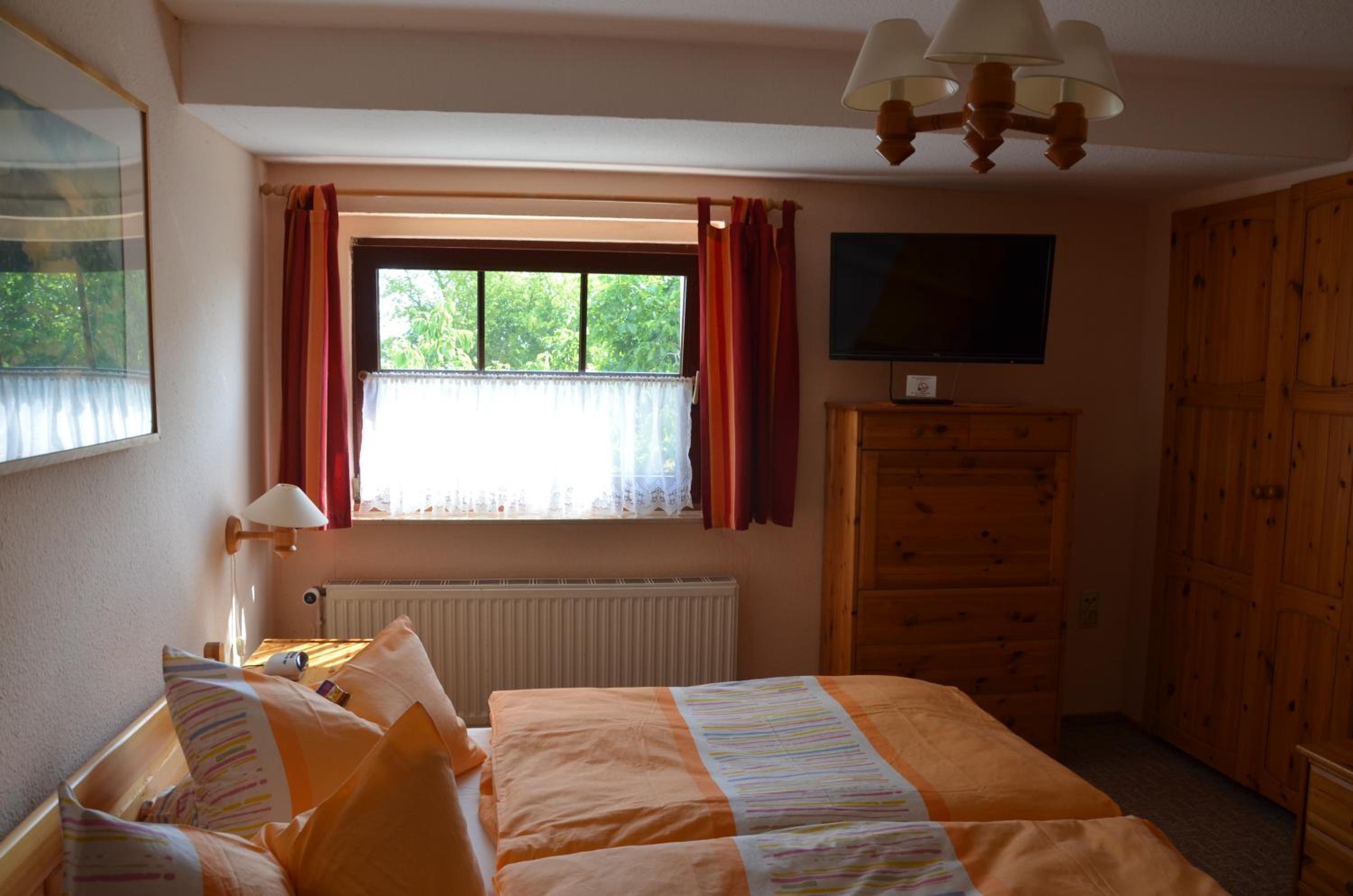 Double Room with Garden View - Photo 1