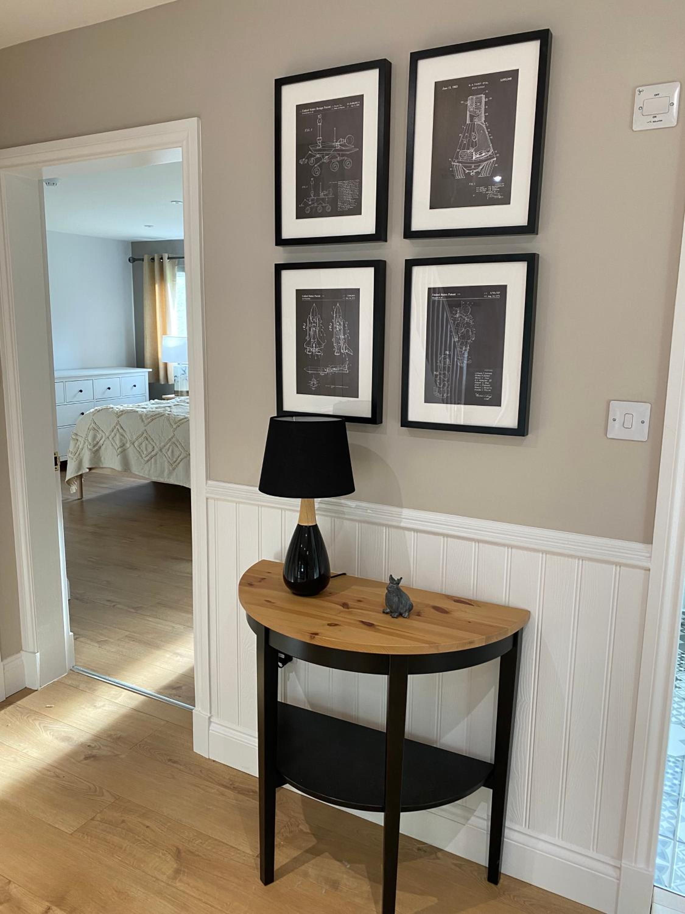 Three-Bedroom House photo 1