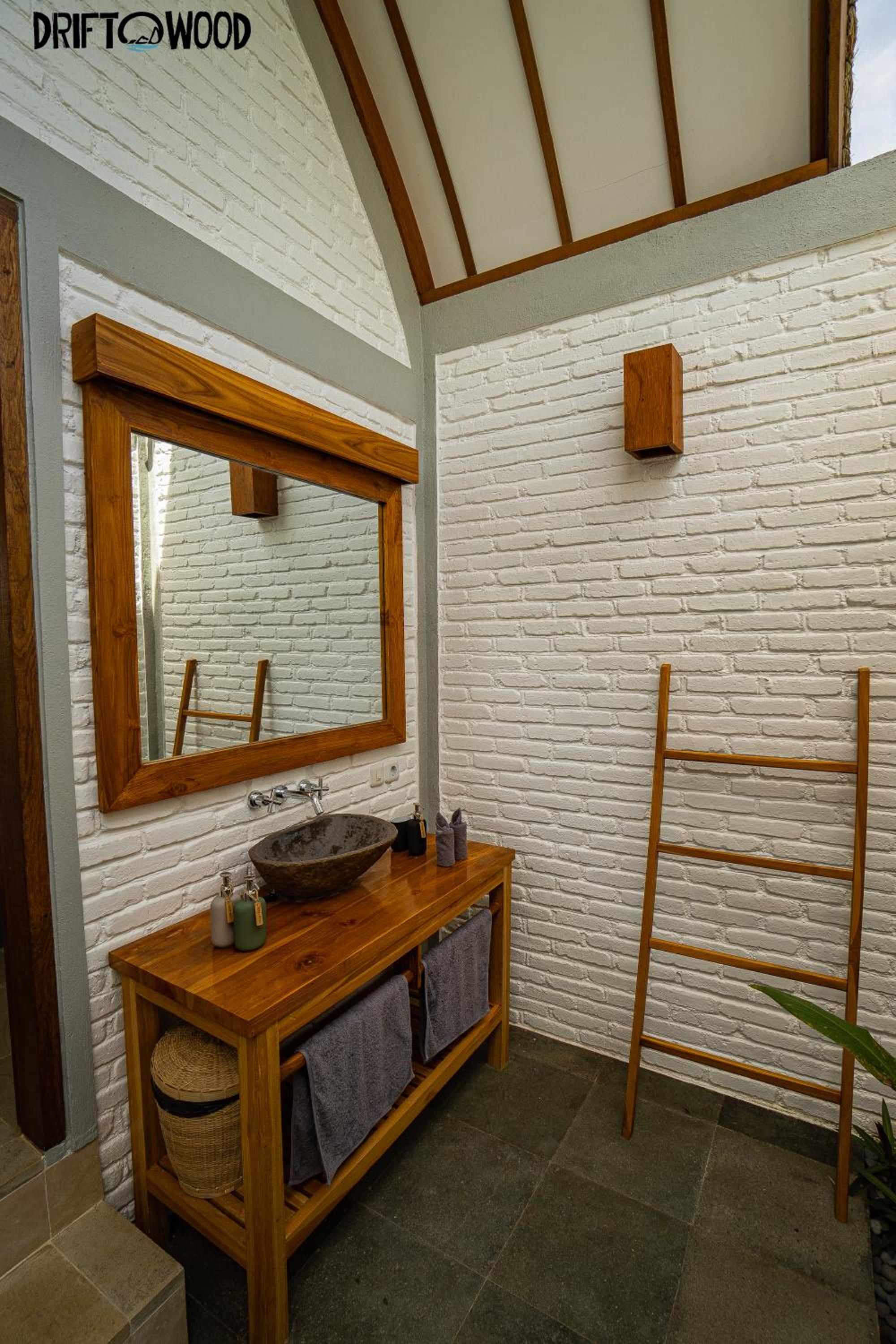 Deluxe Double Room - Photo 9