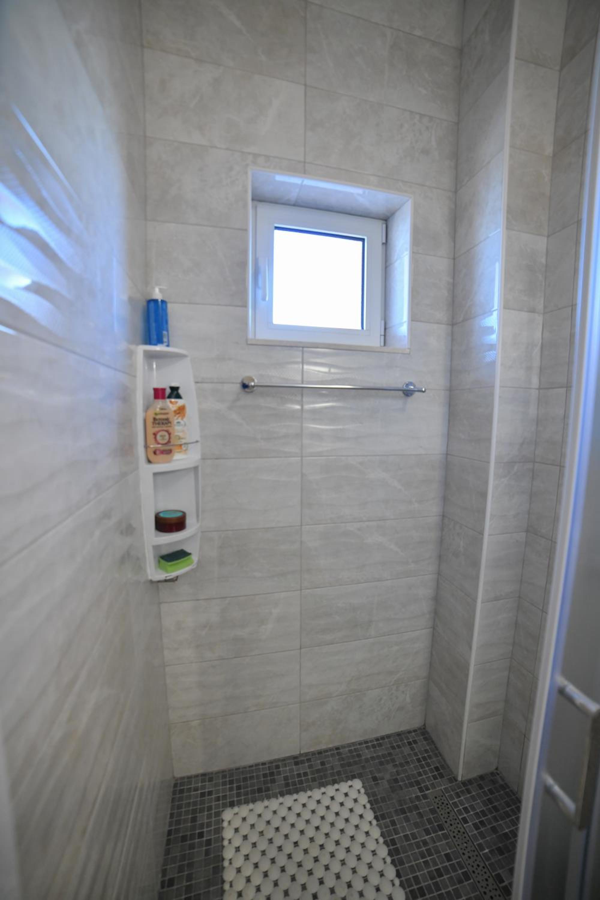 Two-Bedroom Apartment - Photo 4