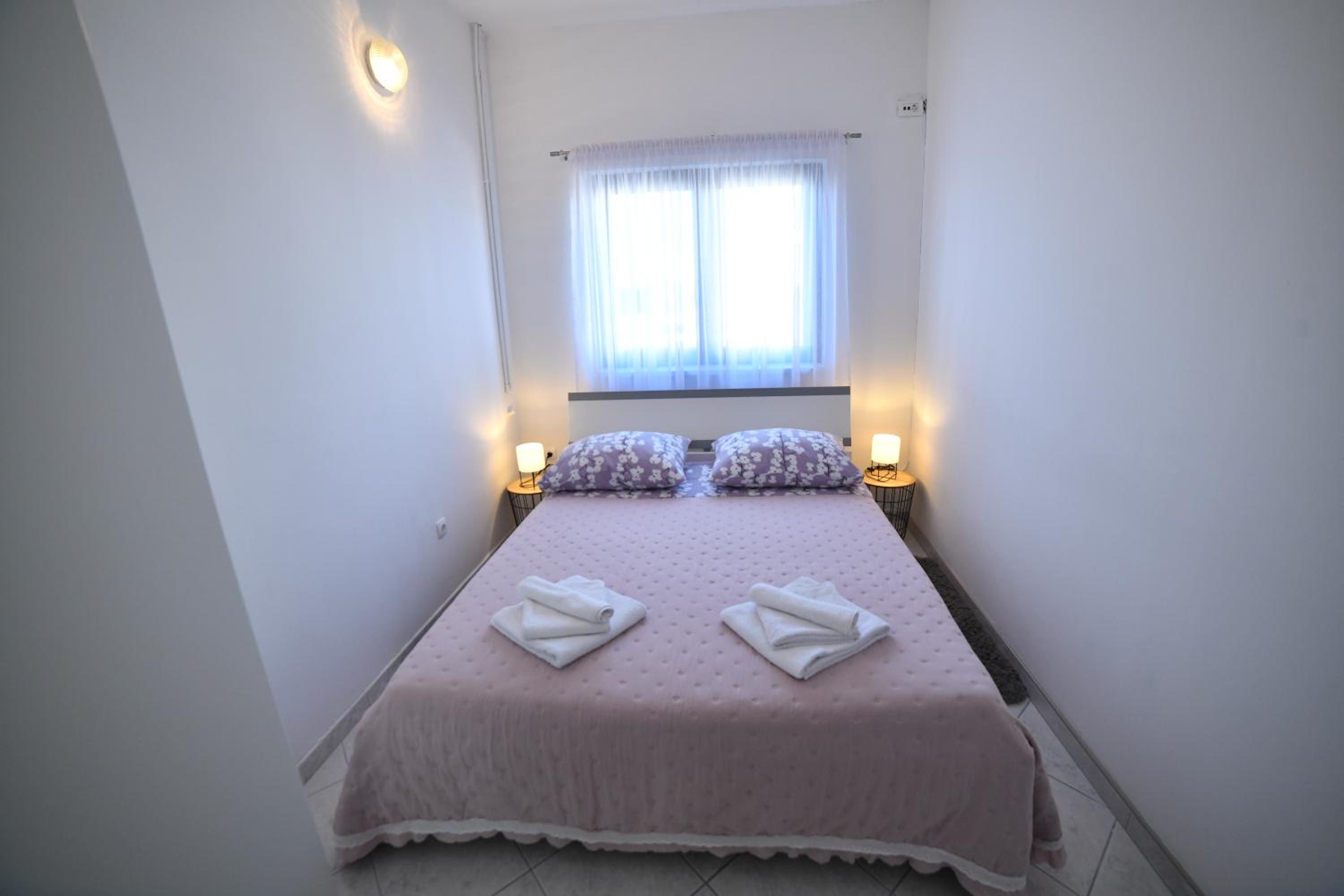 Two-Bedroom Apartment - Photo 38