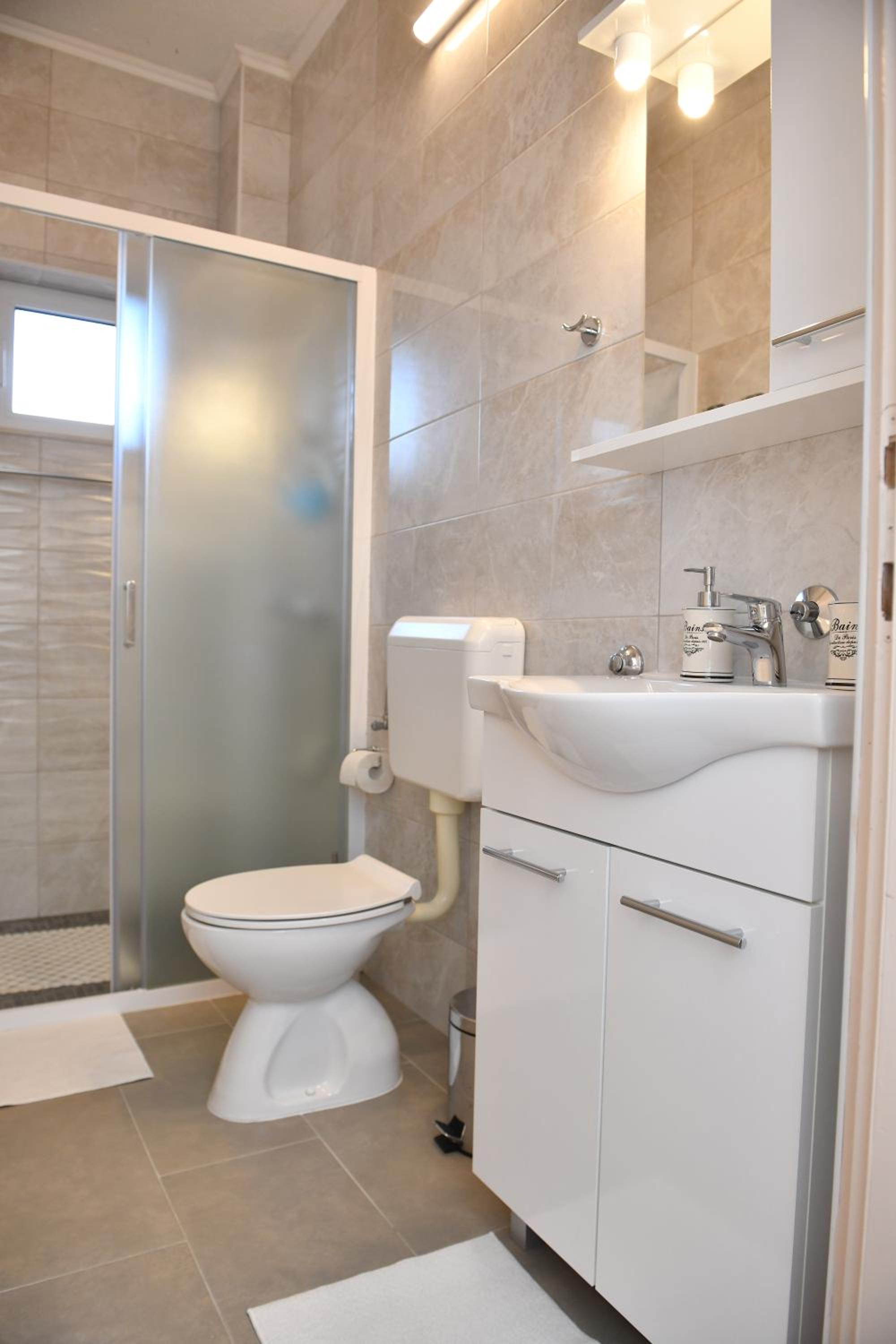 Two-Bedroom Apartment - Photo 27