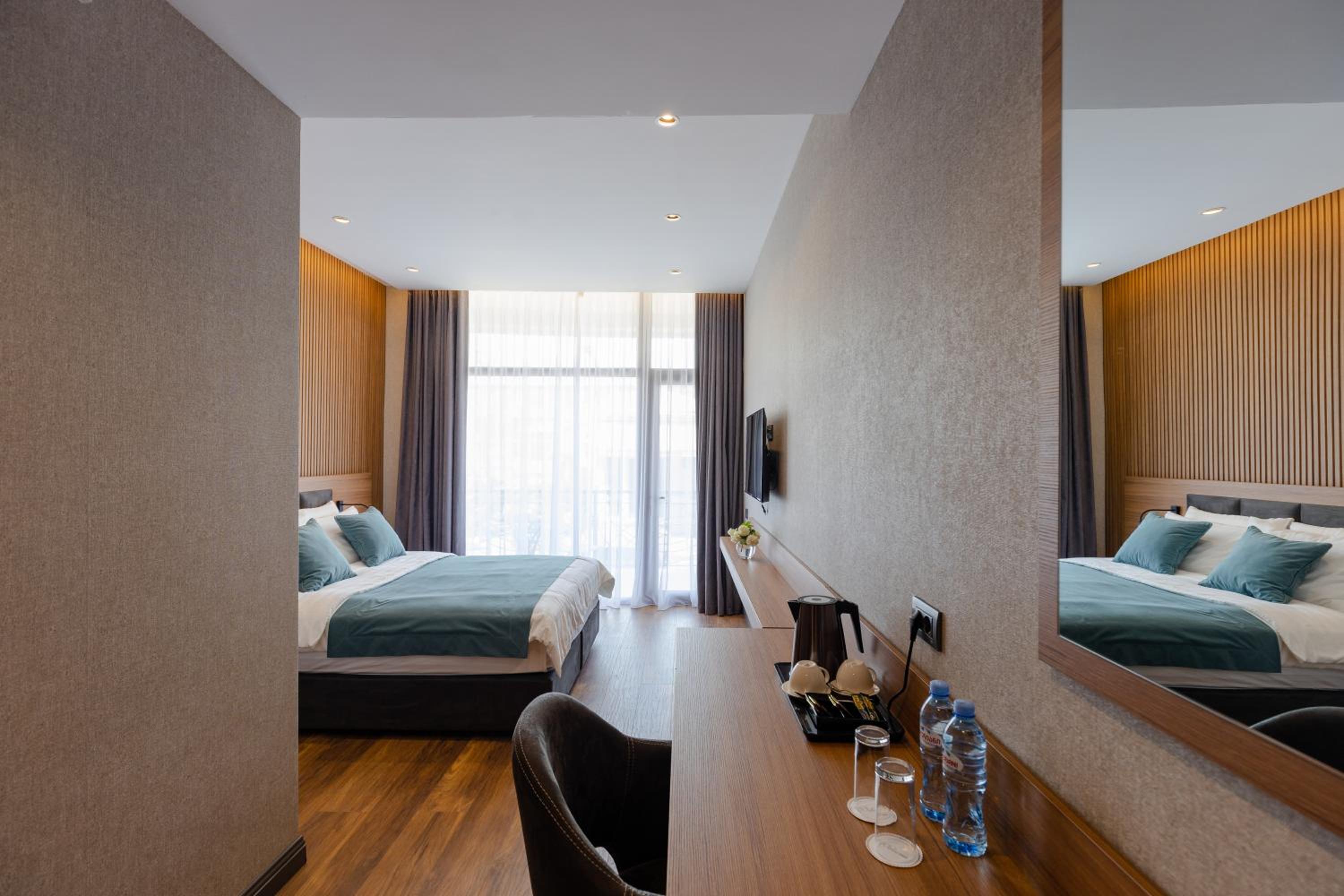 Standard Double Room - Photo 4