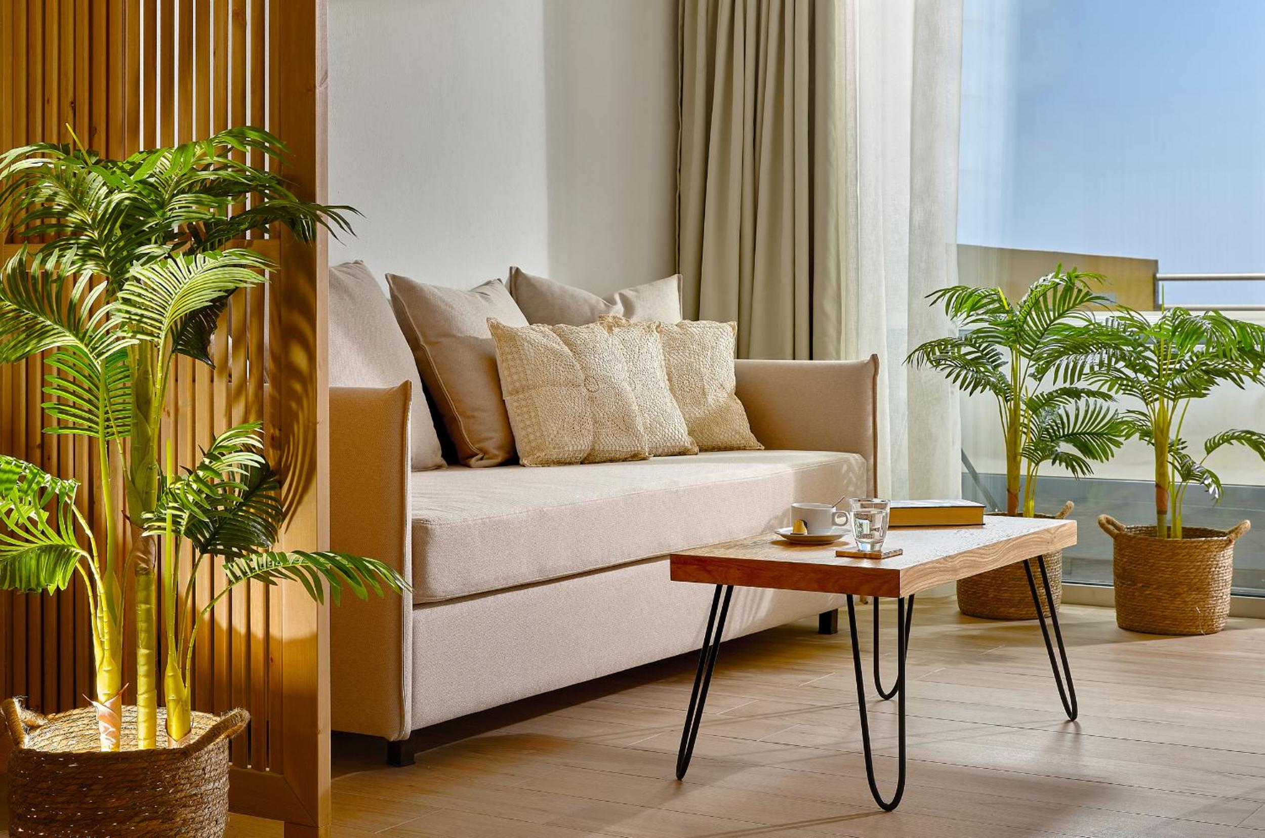Superior Junior Suite with Sea View and Hot Tub photo 2