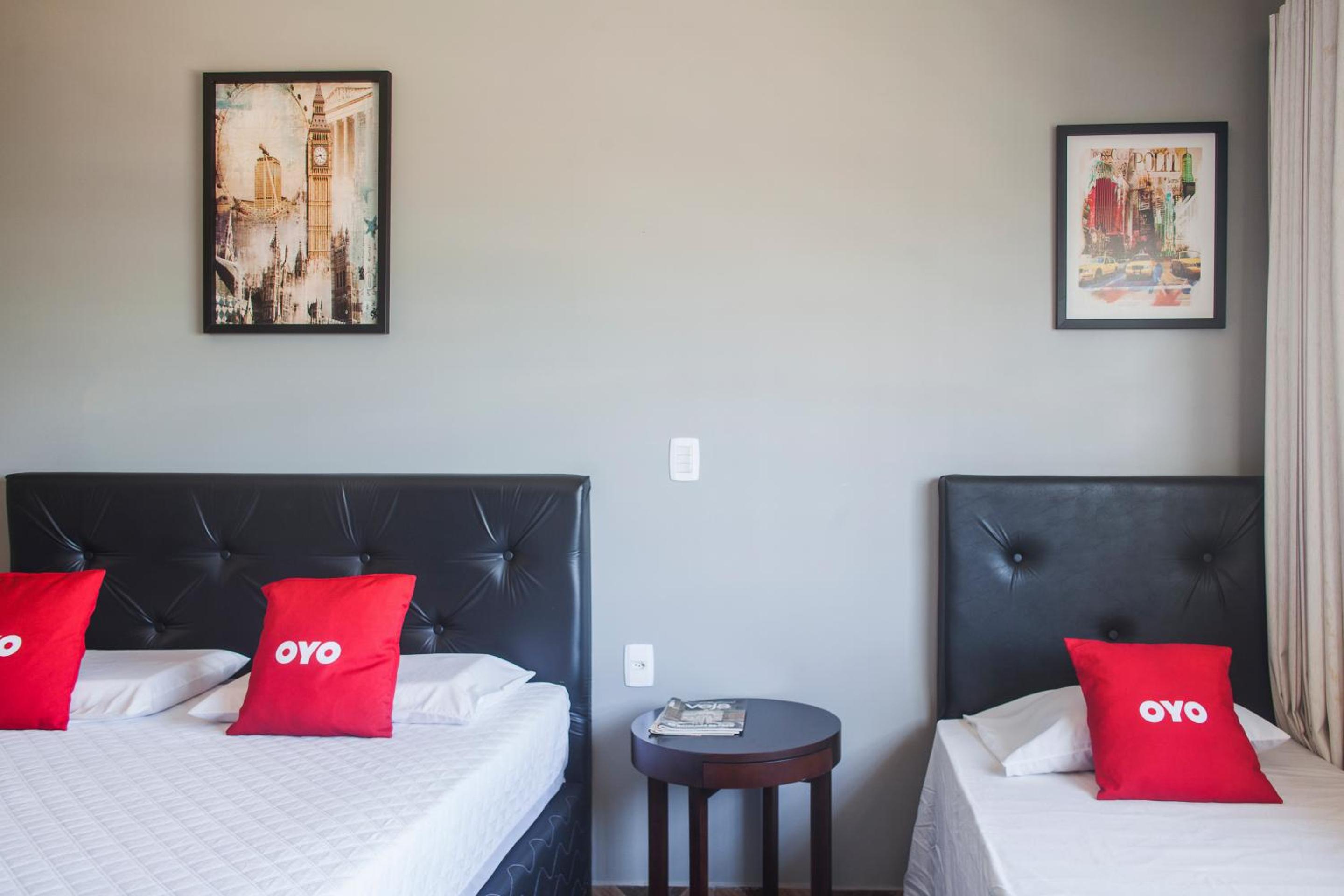 Quadruple Room (1 Double bed + 2 Single beds) photo 1