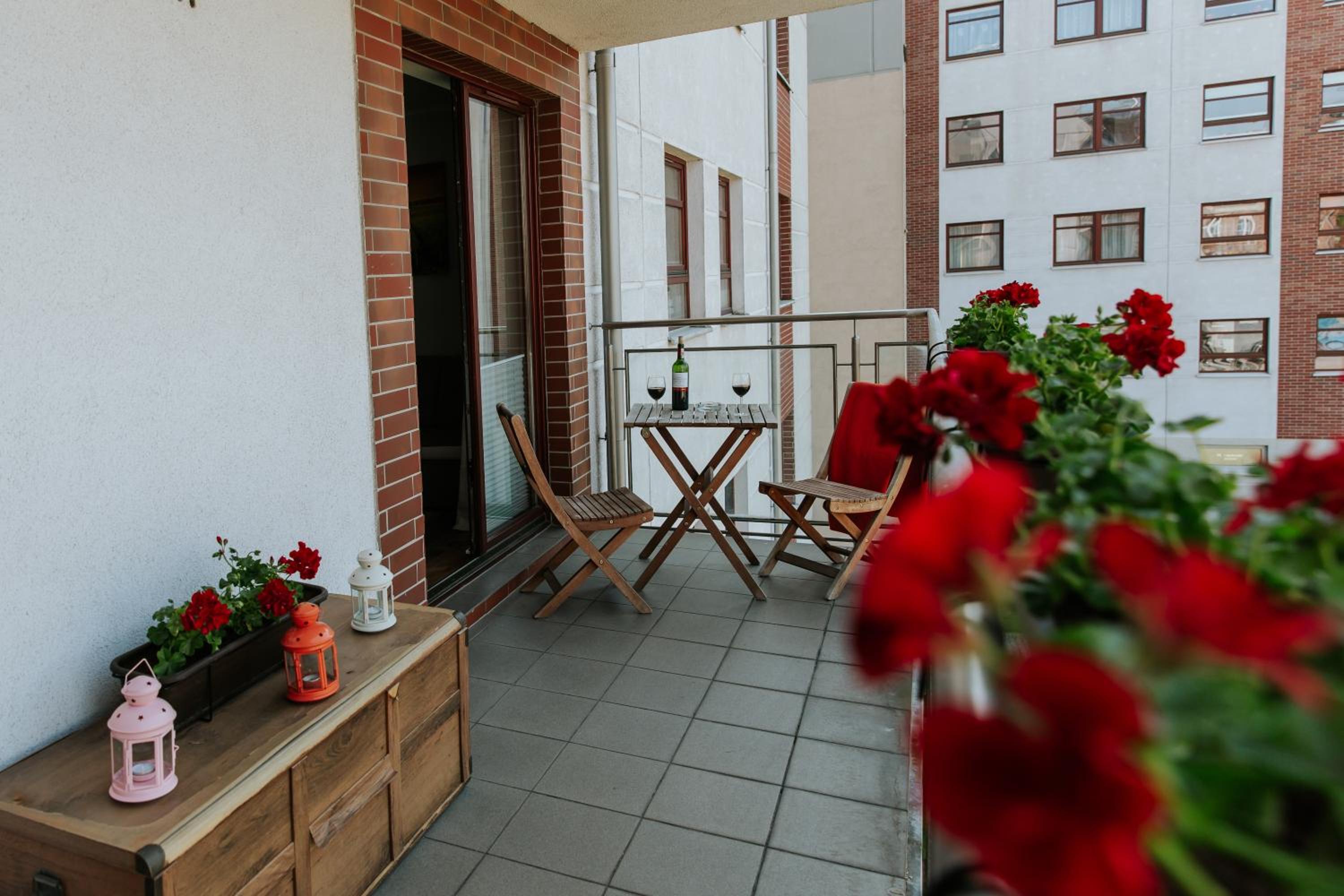 Apartment with Balcony Toruńska 18 Street - Photo 23